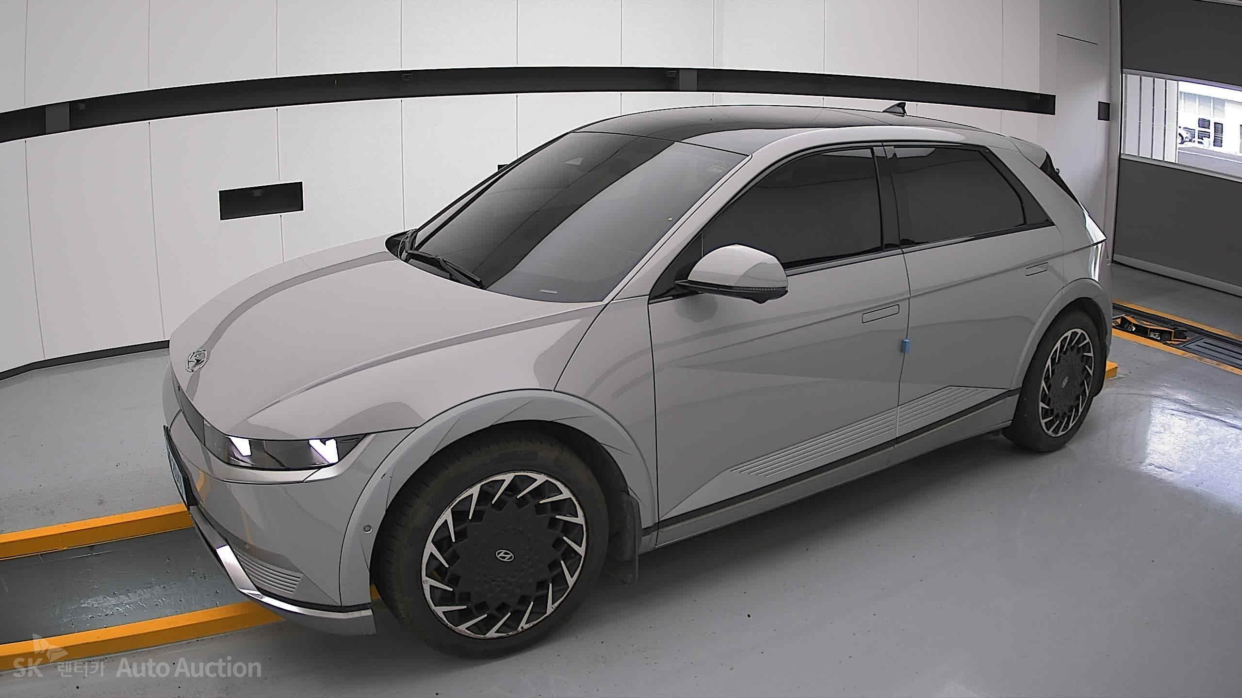 2022 - hyundai ioniq
