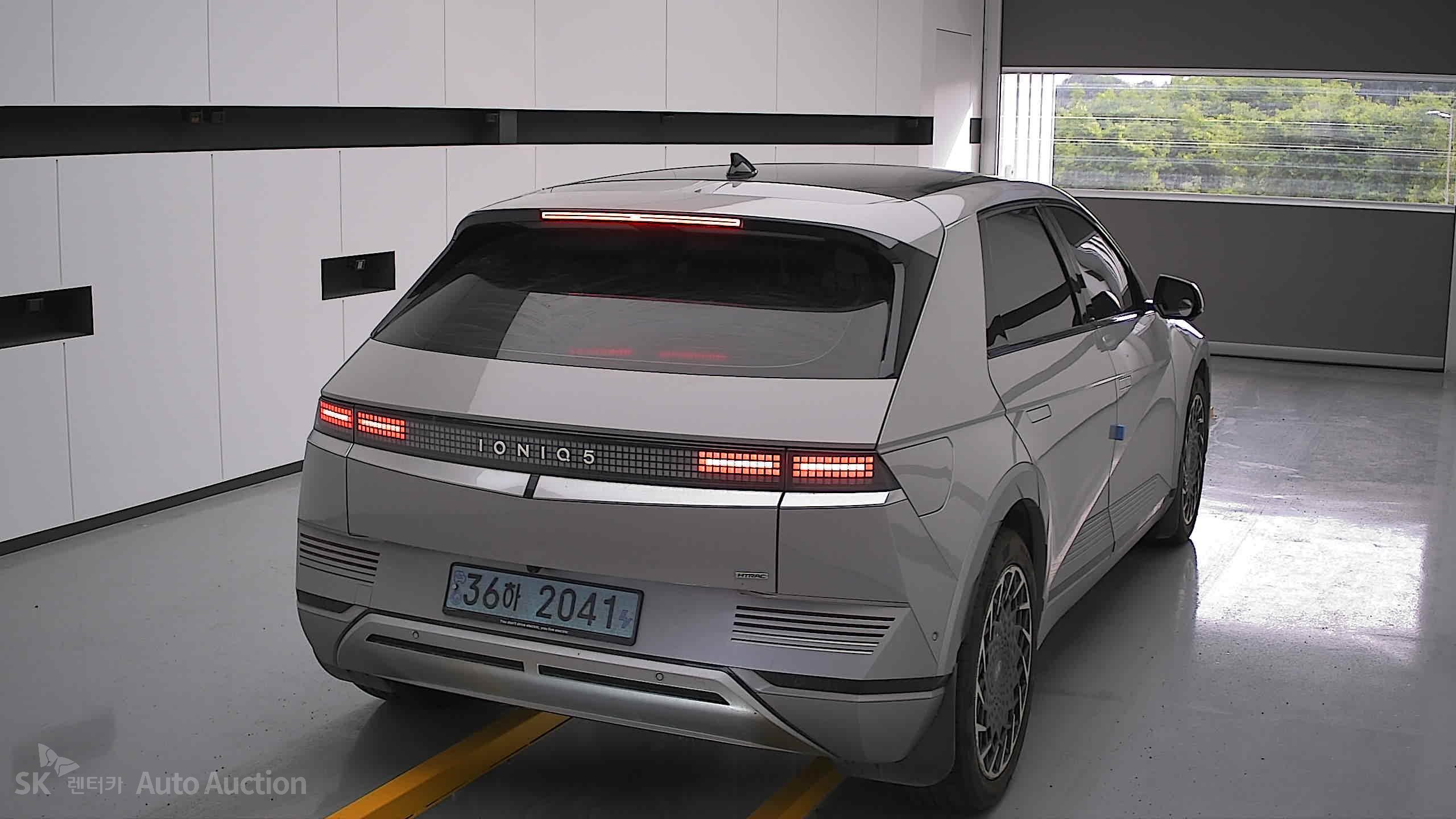 2022 - hyundai ioniq