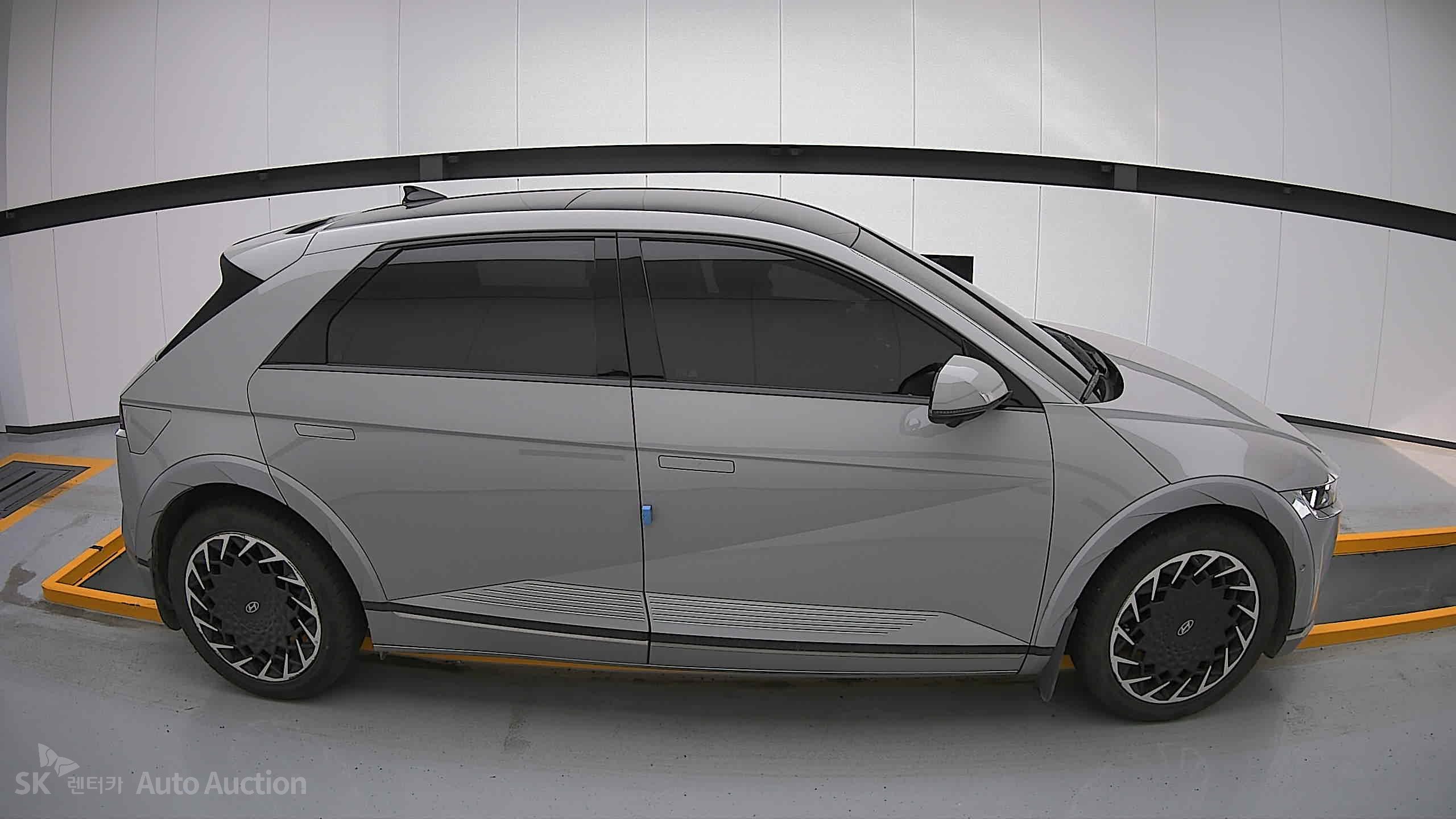 2022 - hyundai ioniq