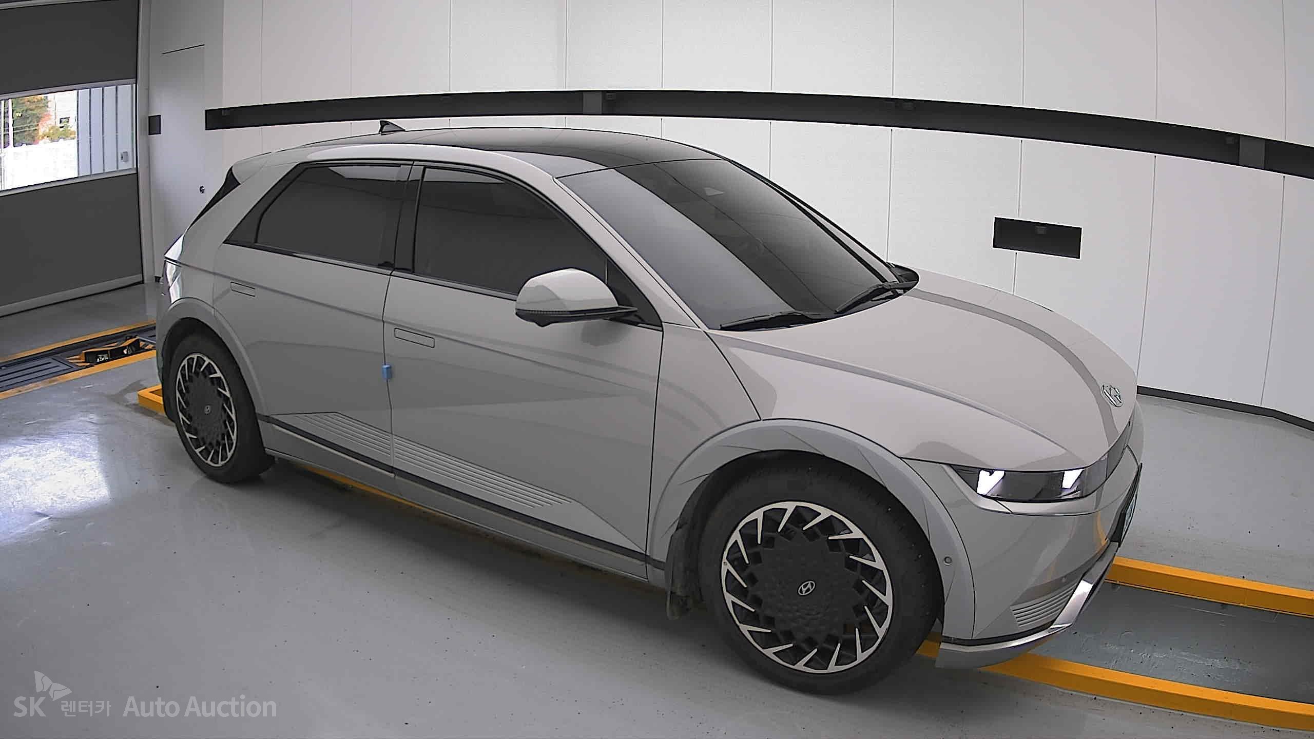 2022 - hyundai ioniq