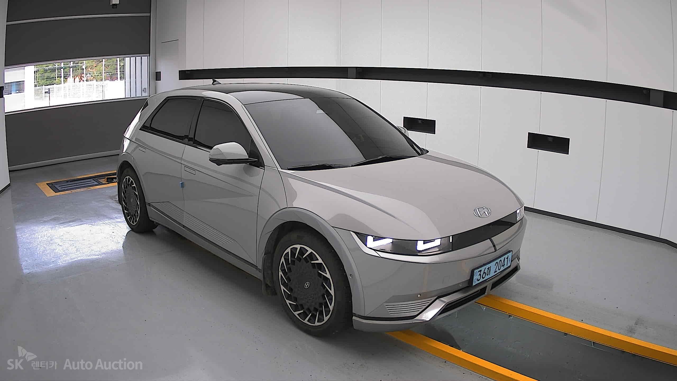 2022 - hyundai ioniq