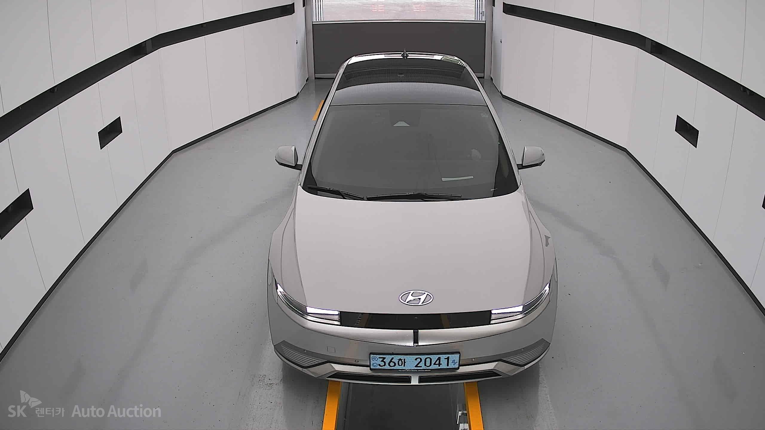 2022 - hyundai ioniq