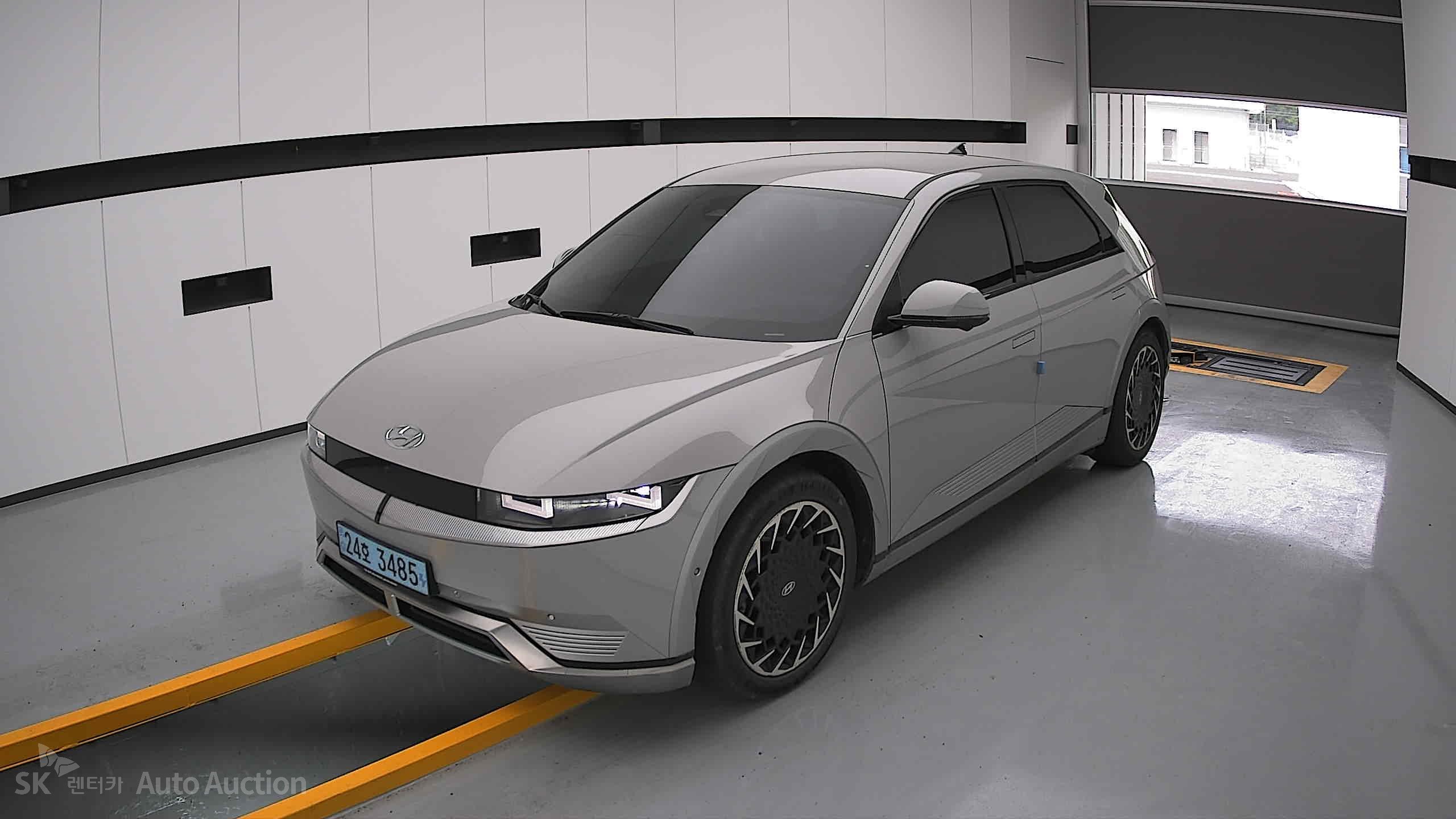 2022 - hyundai ioniq