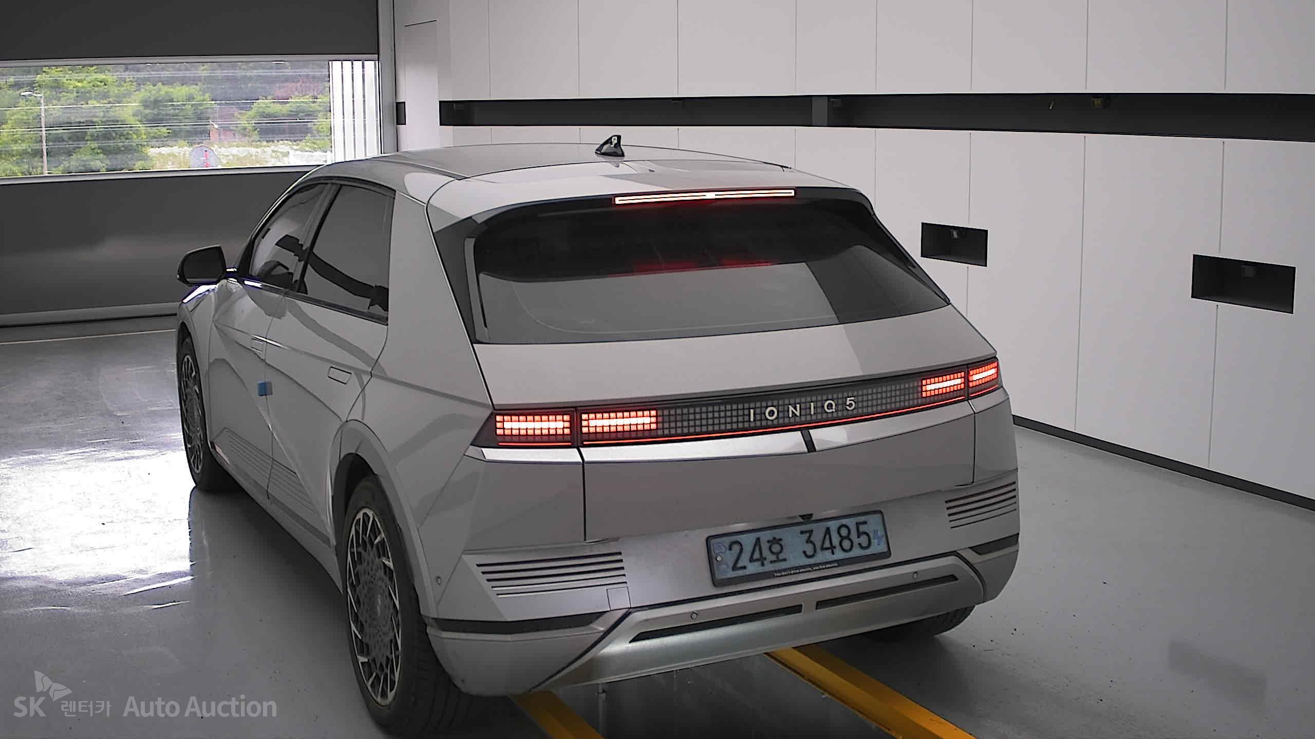 2022 - hyundai ioniq
