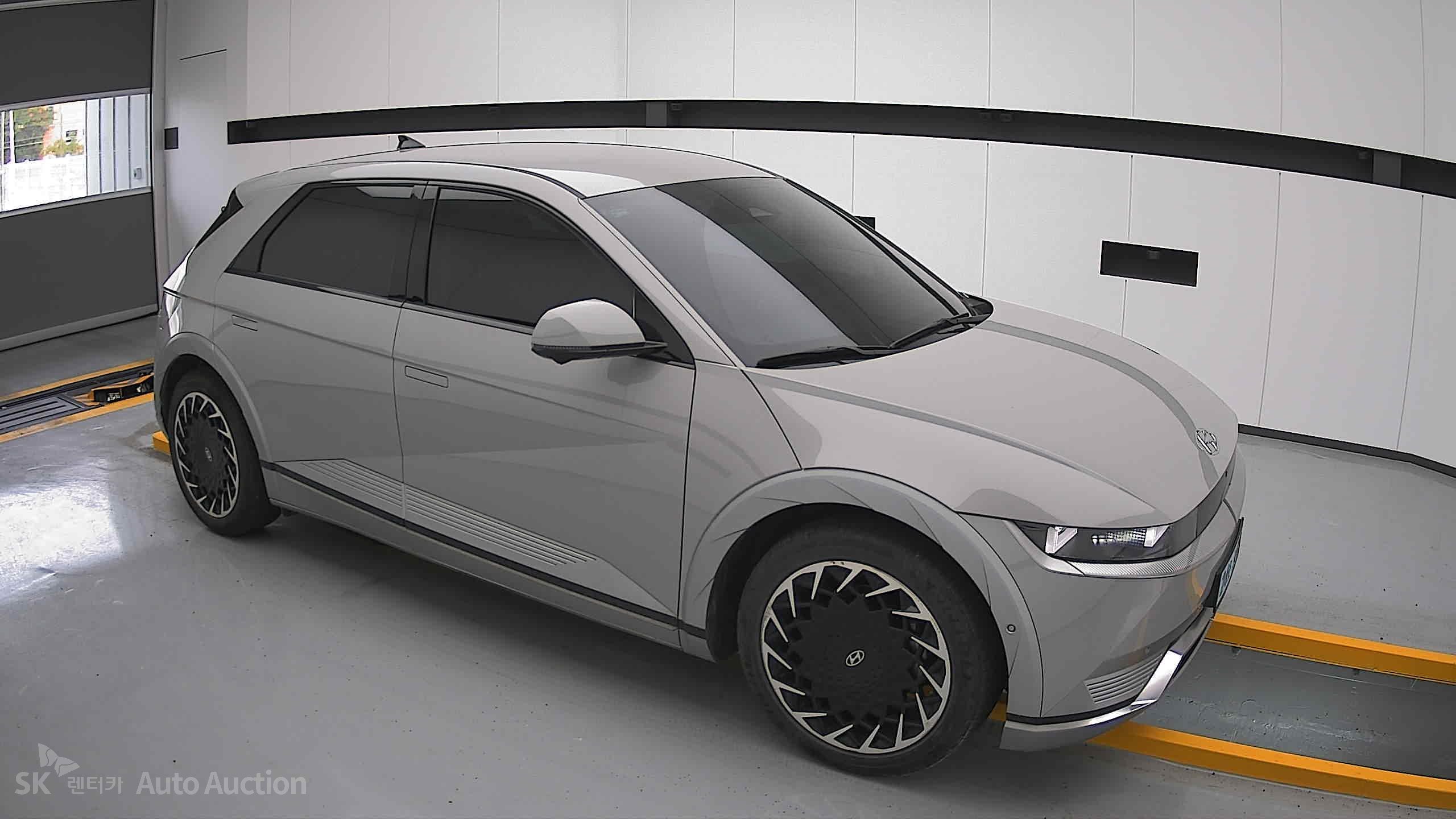 2022 - hyundai ioniq