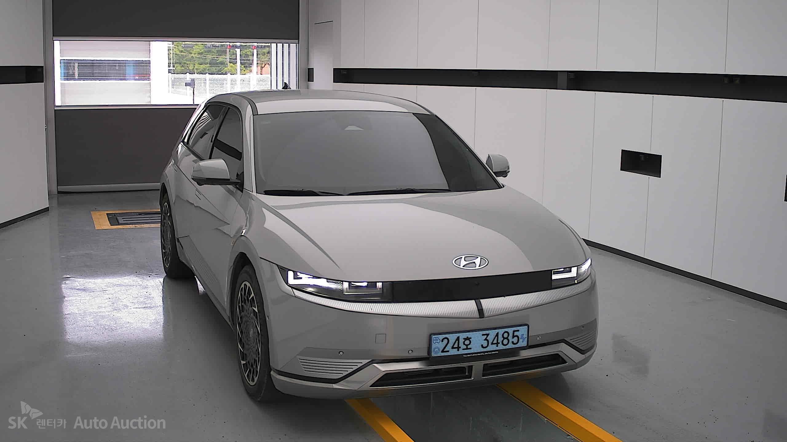 2022 - hyundai ioniq