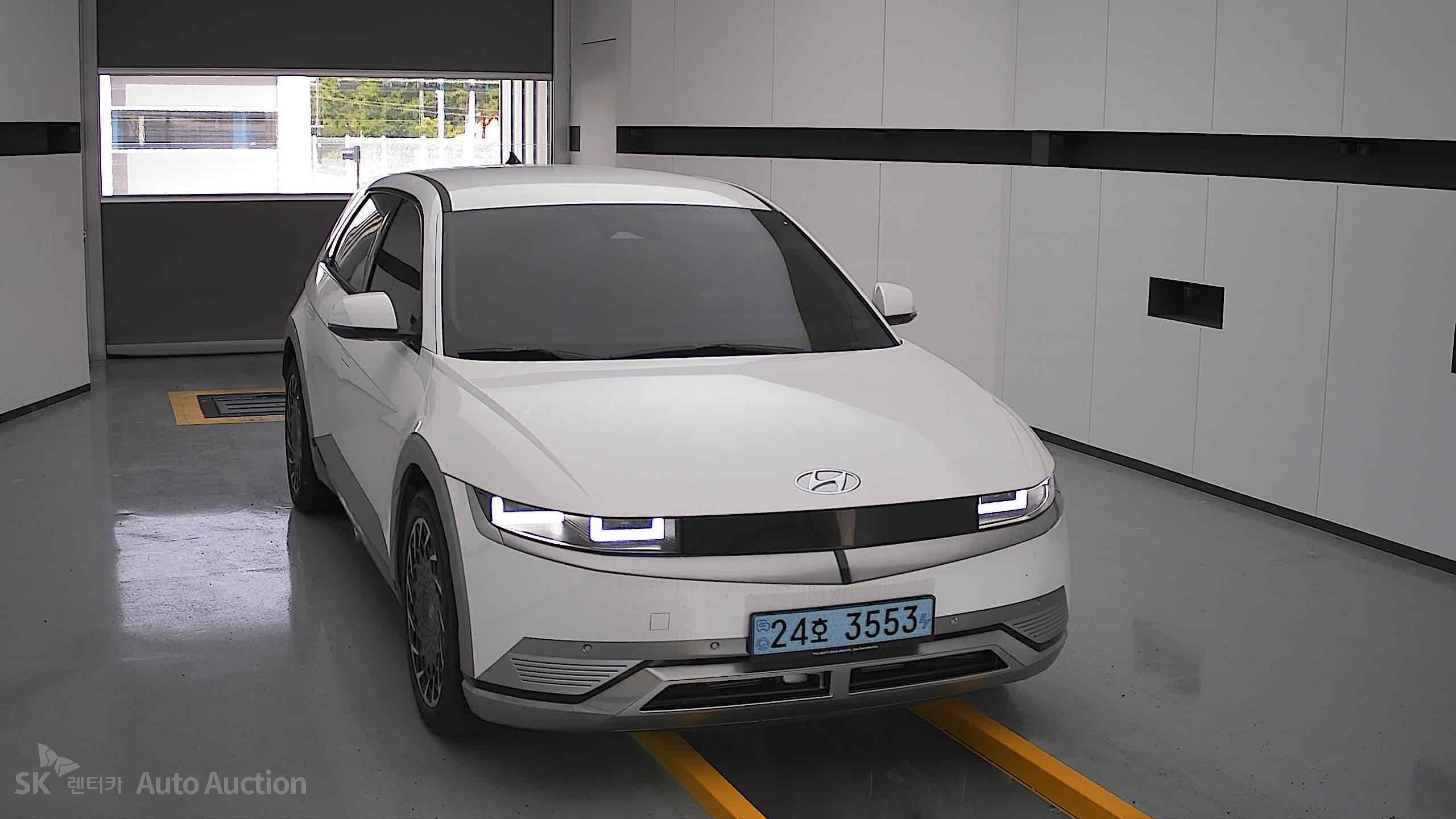 2022 - hyundai ioniq