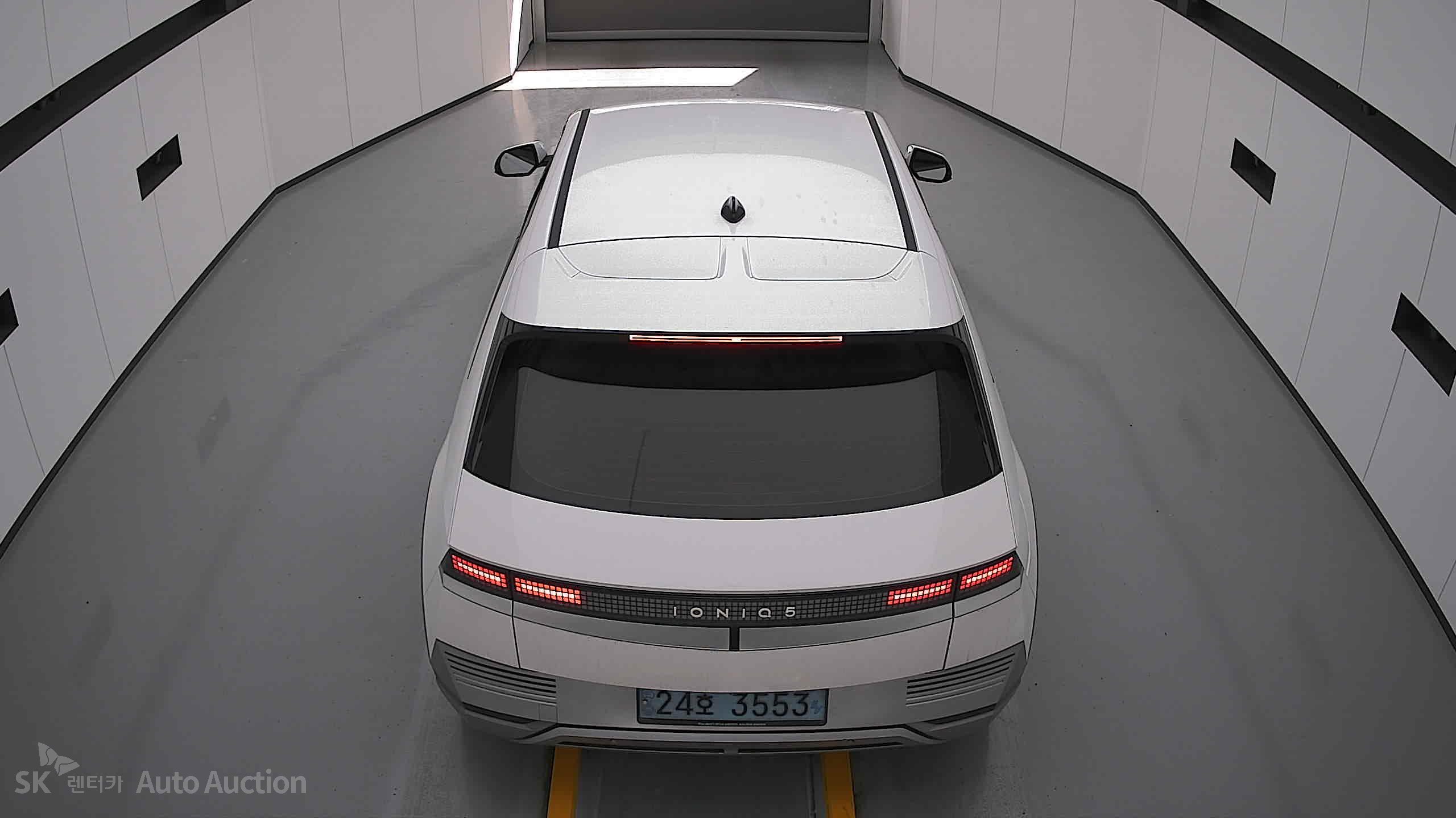 2022 - hyundai ioniq