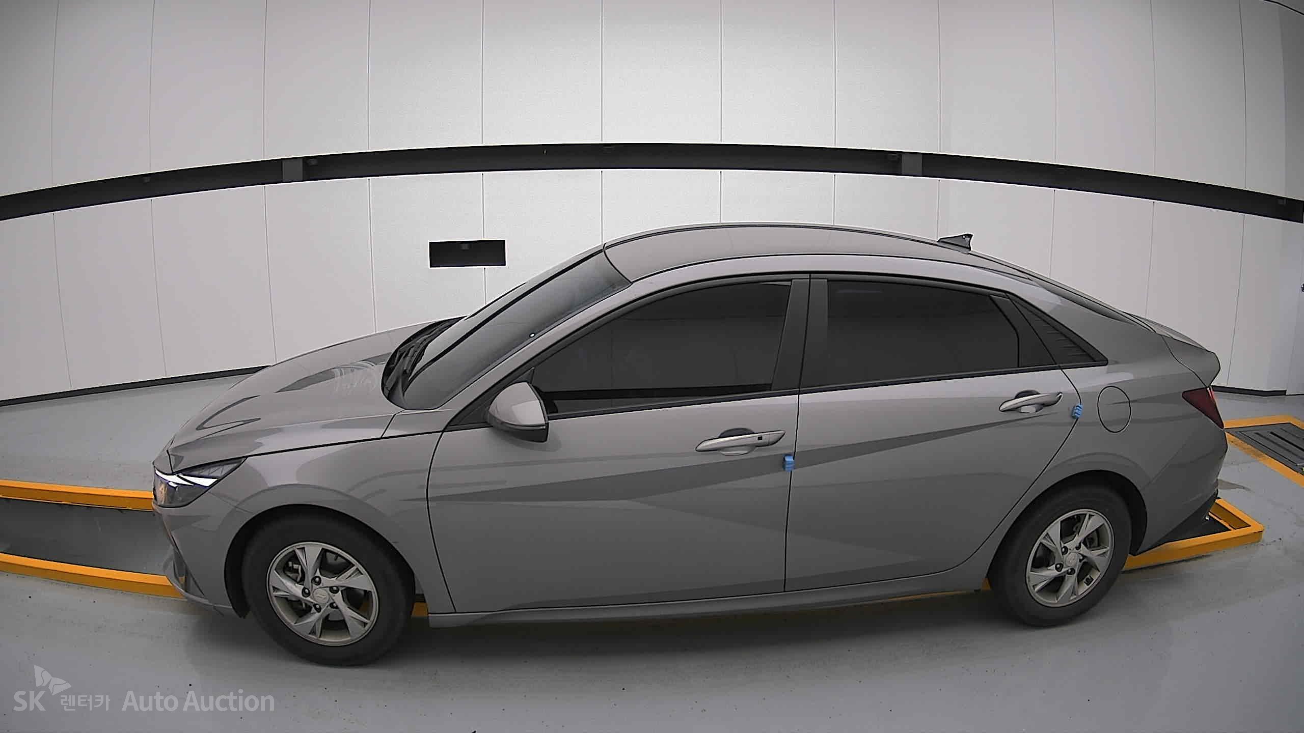 2021 - hyundai avante