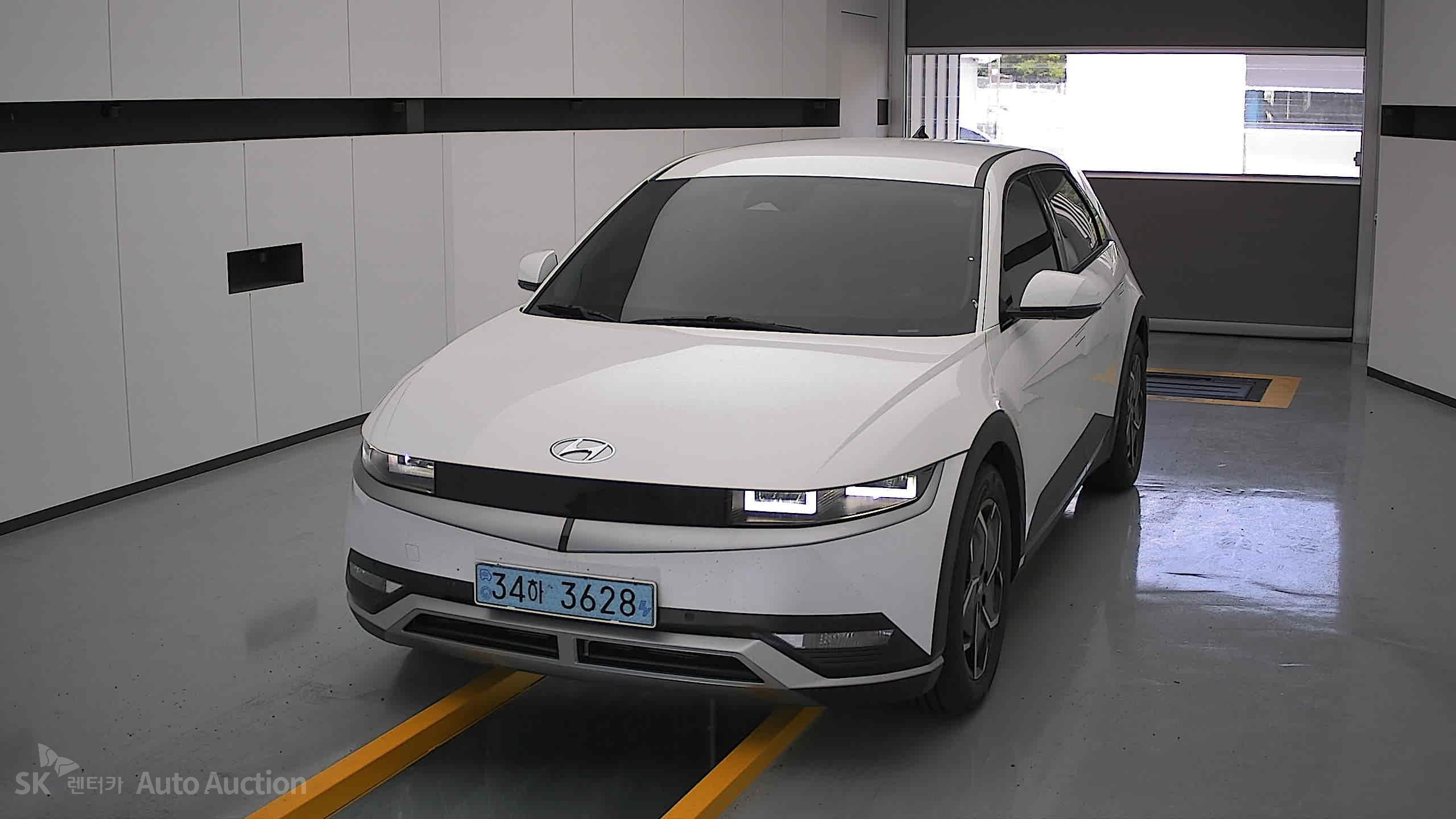 2022 - hyundai ioniq