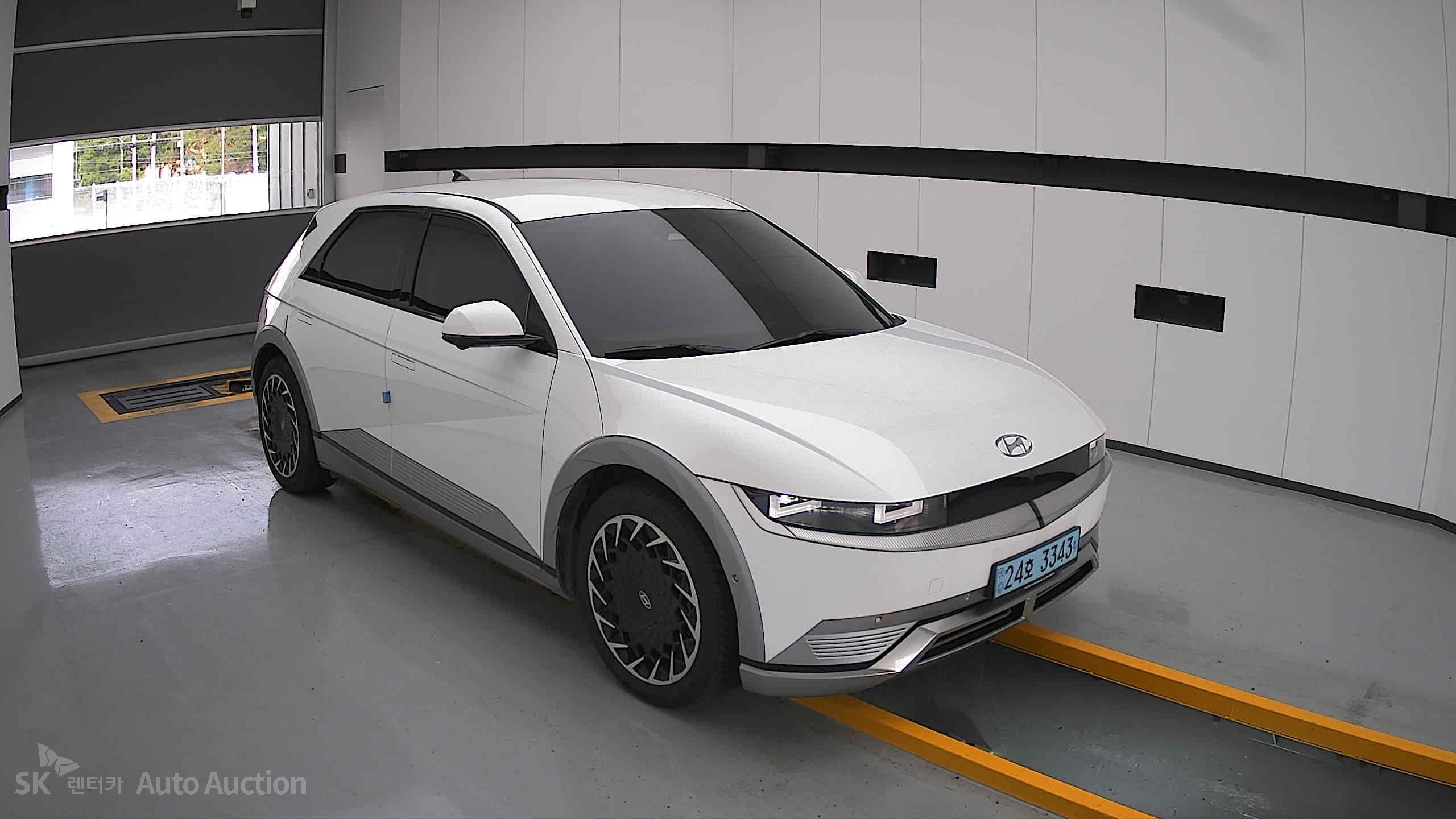 2022 - hyundai ioniq
