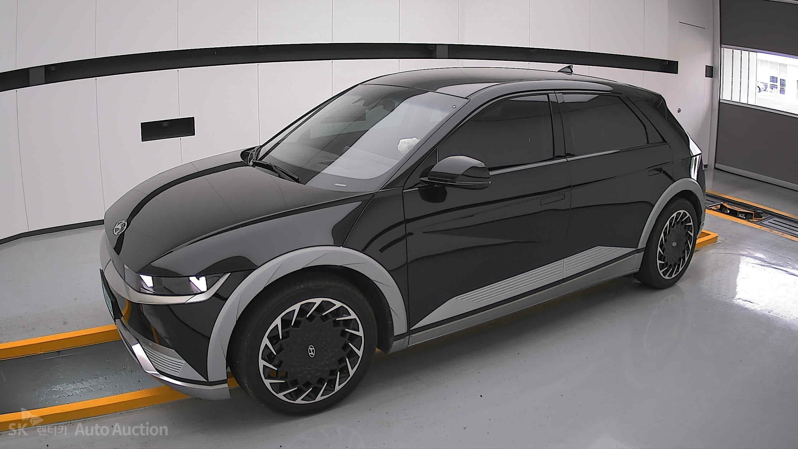 2022 - hyundai ioniq