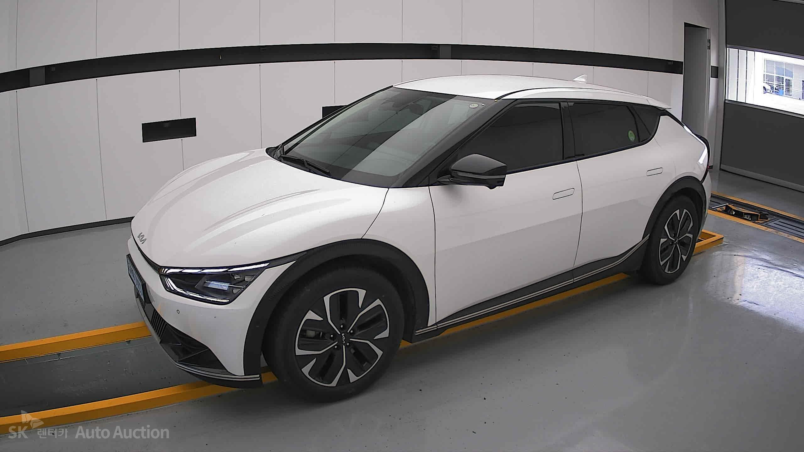 2022 - kia ev6