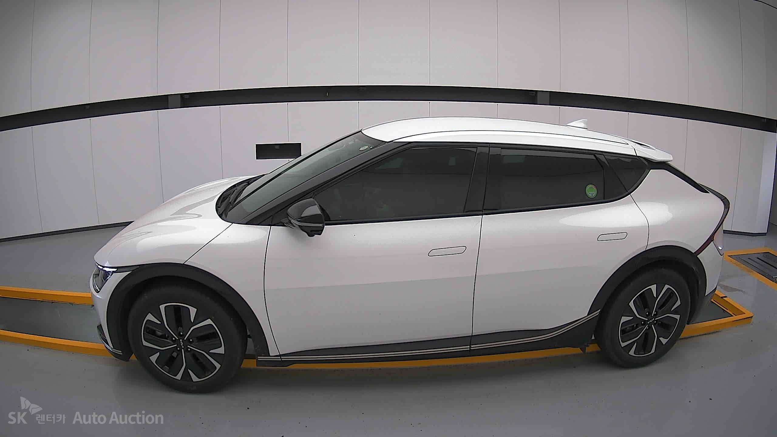 2022 - kia ev6