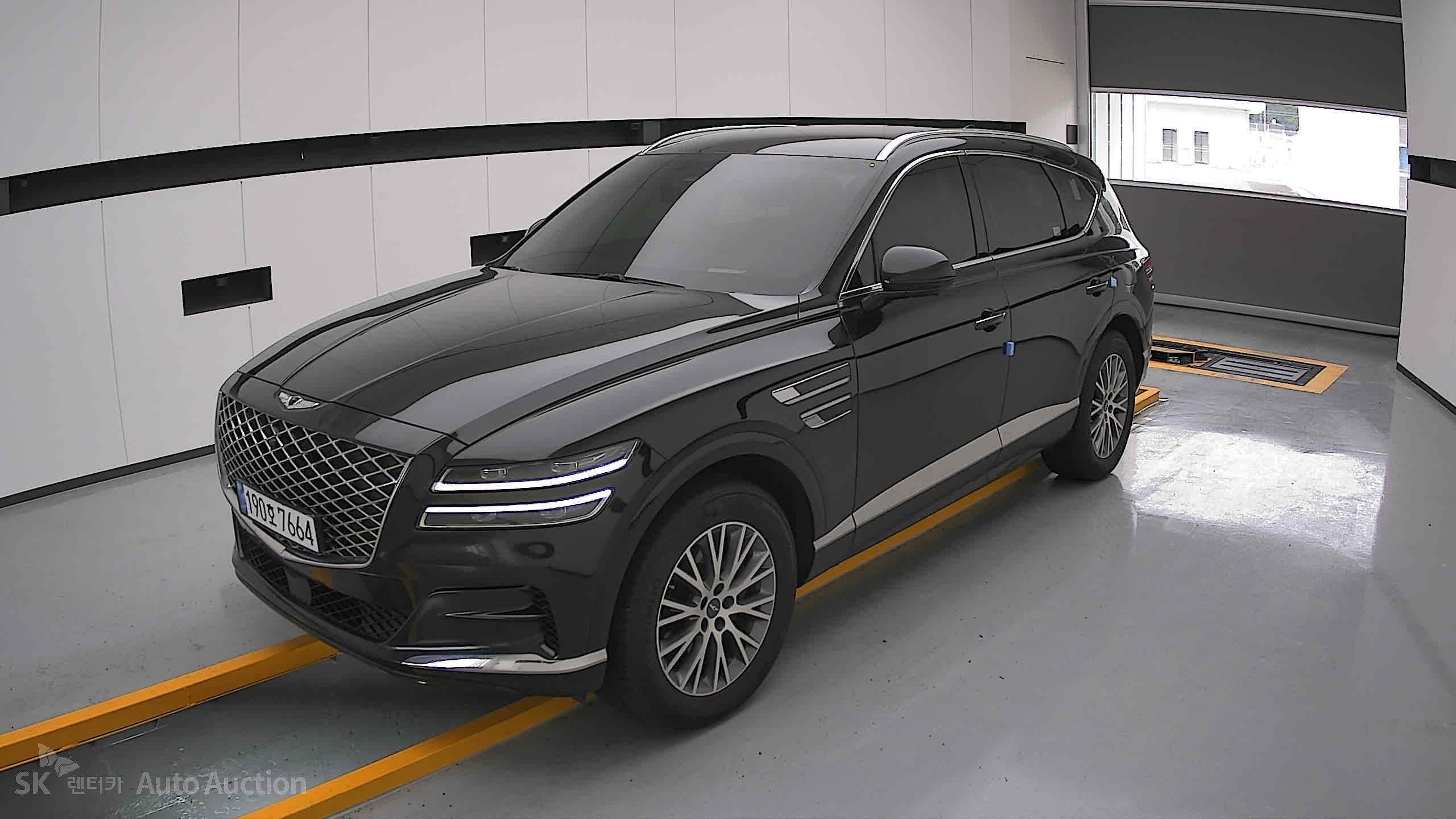 2022 - genesis gv80