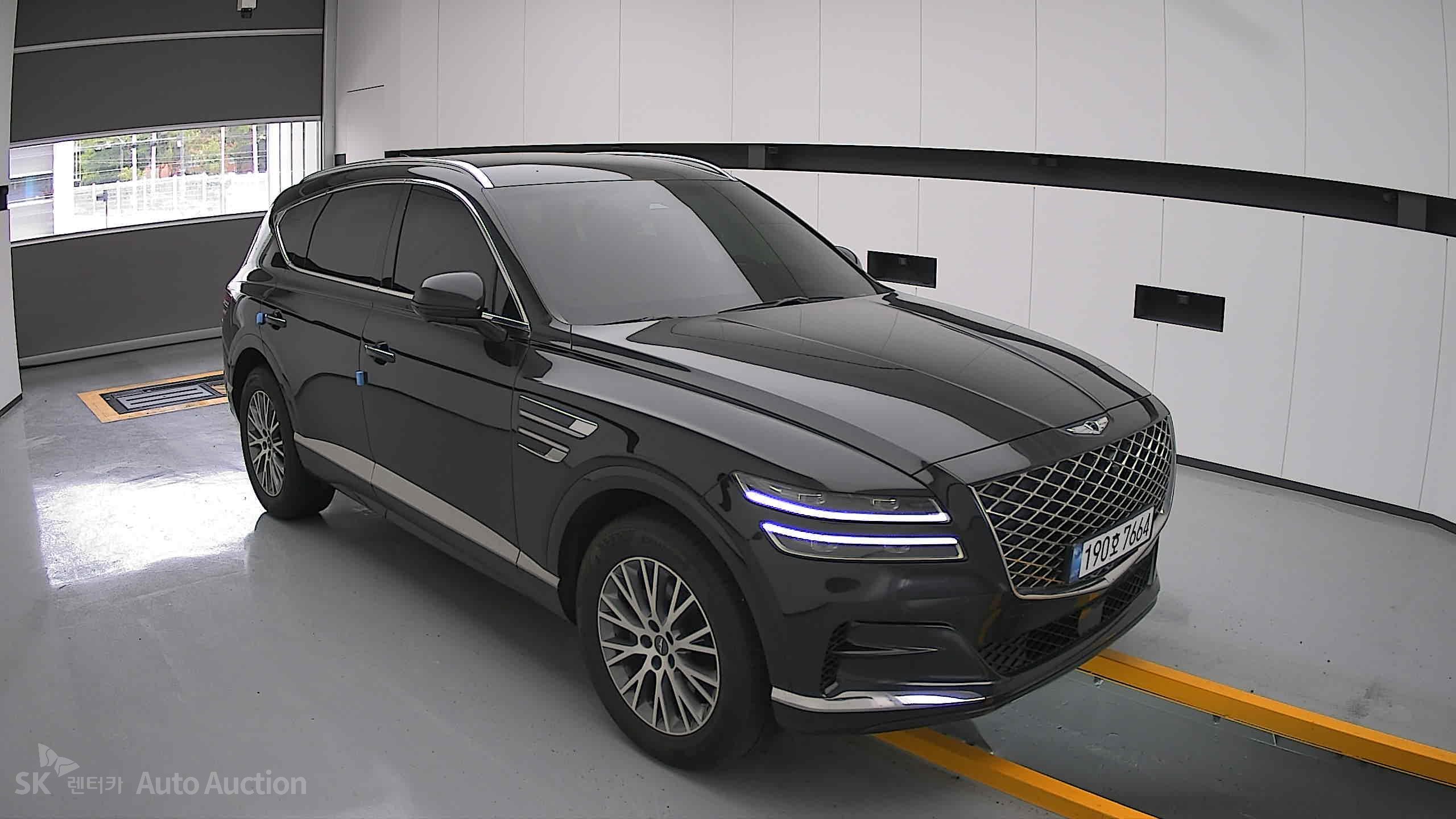 2022 - genesis gv80