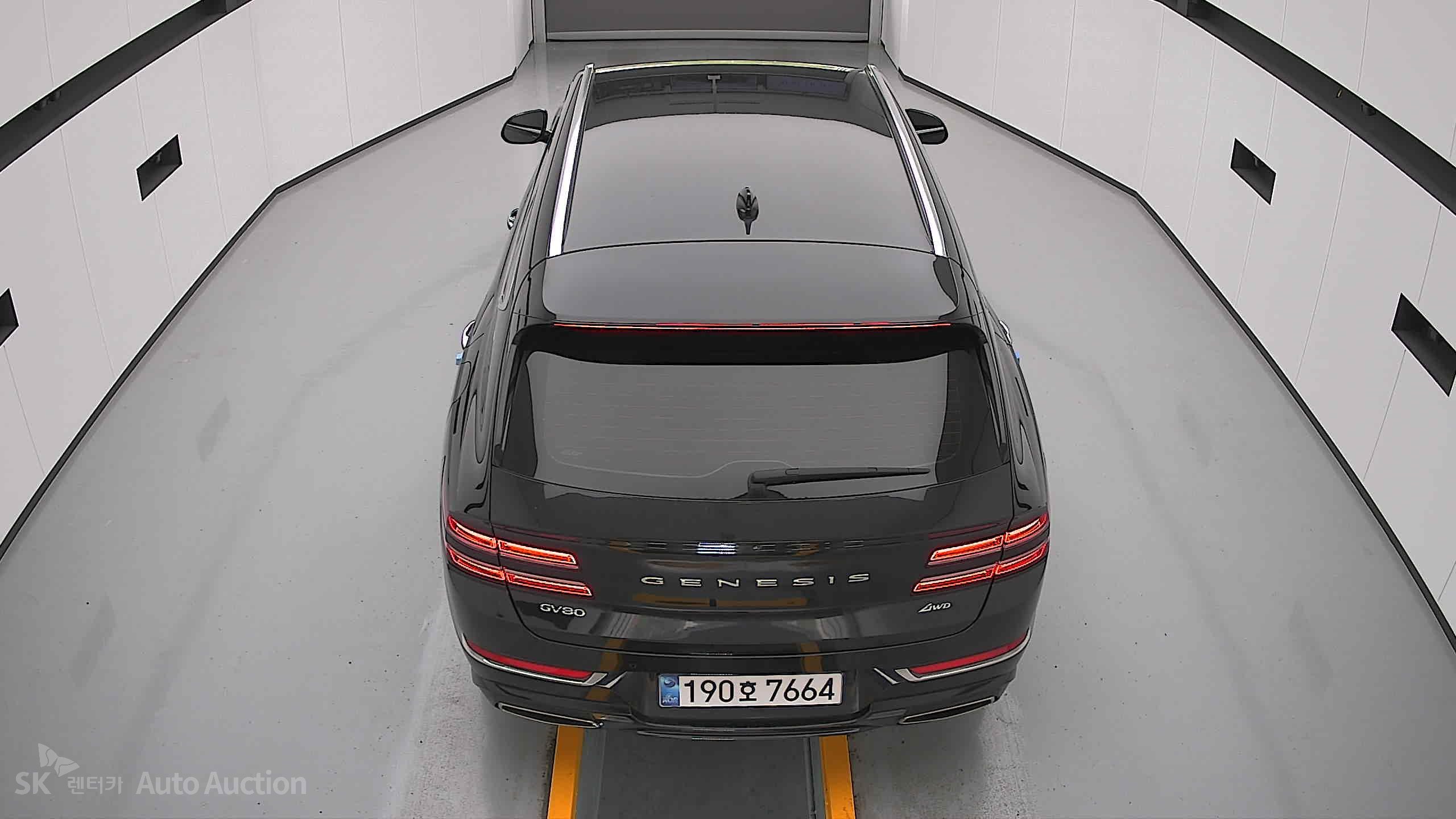 2022 - genesis gv80