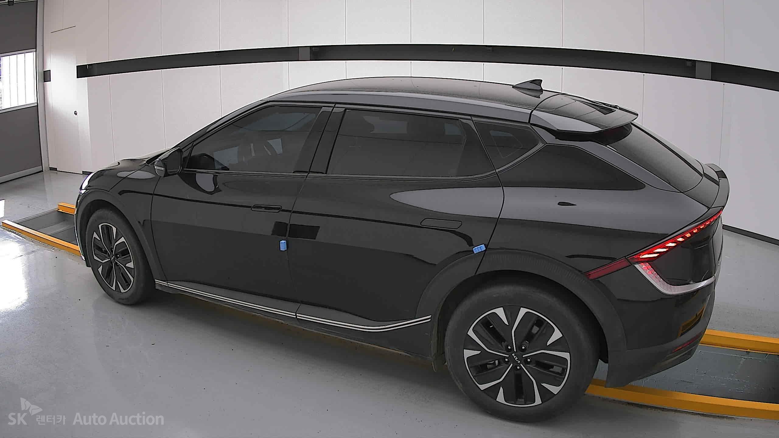 2023 - kia ev6