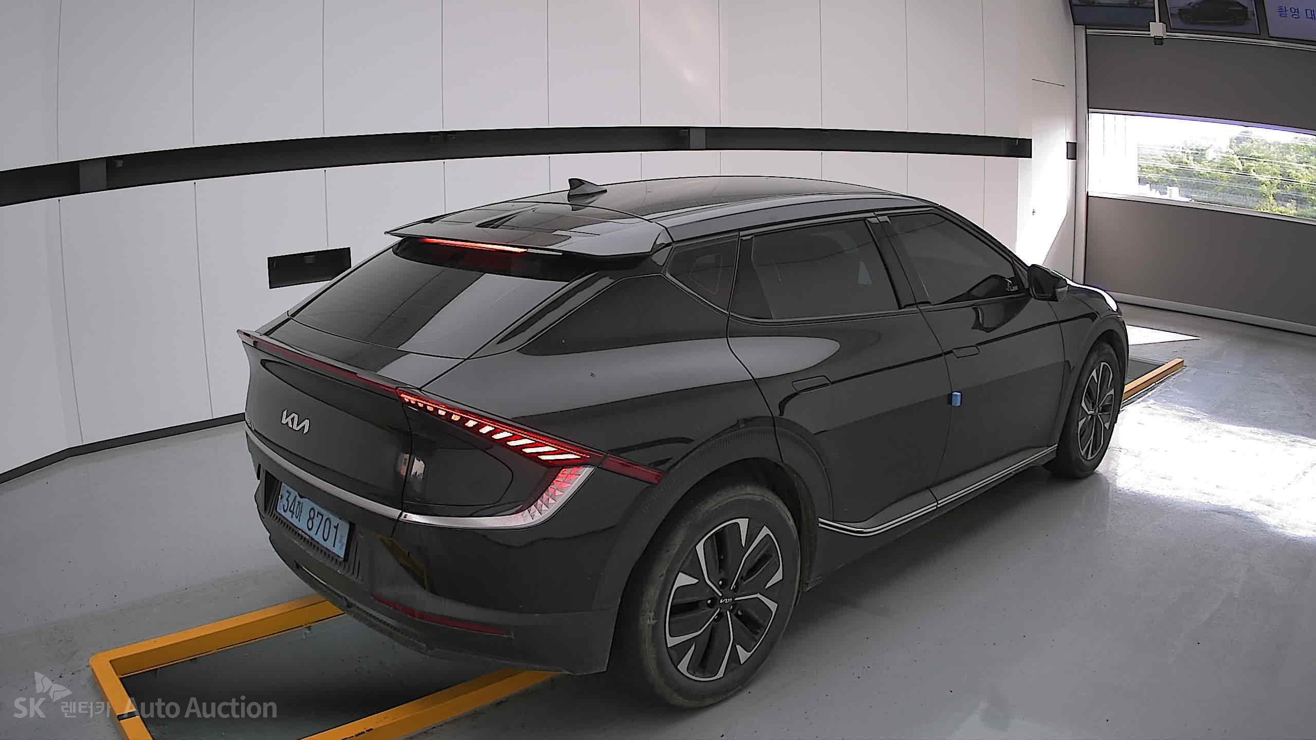 2023 - kia ev6