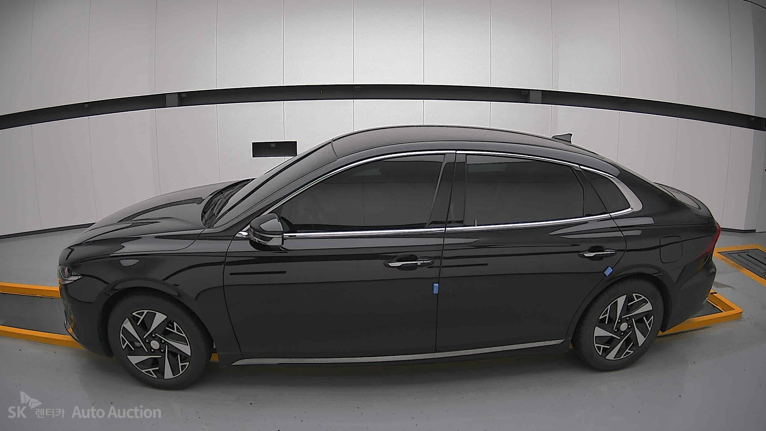 2022 - hyundai grandeur