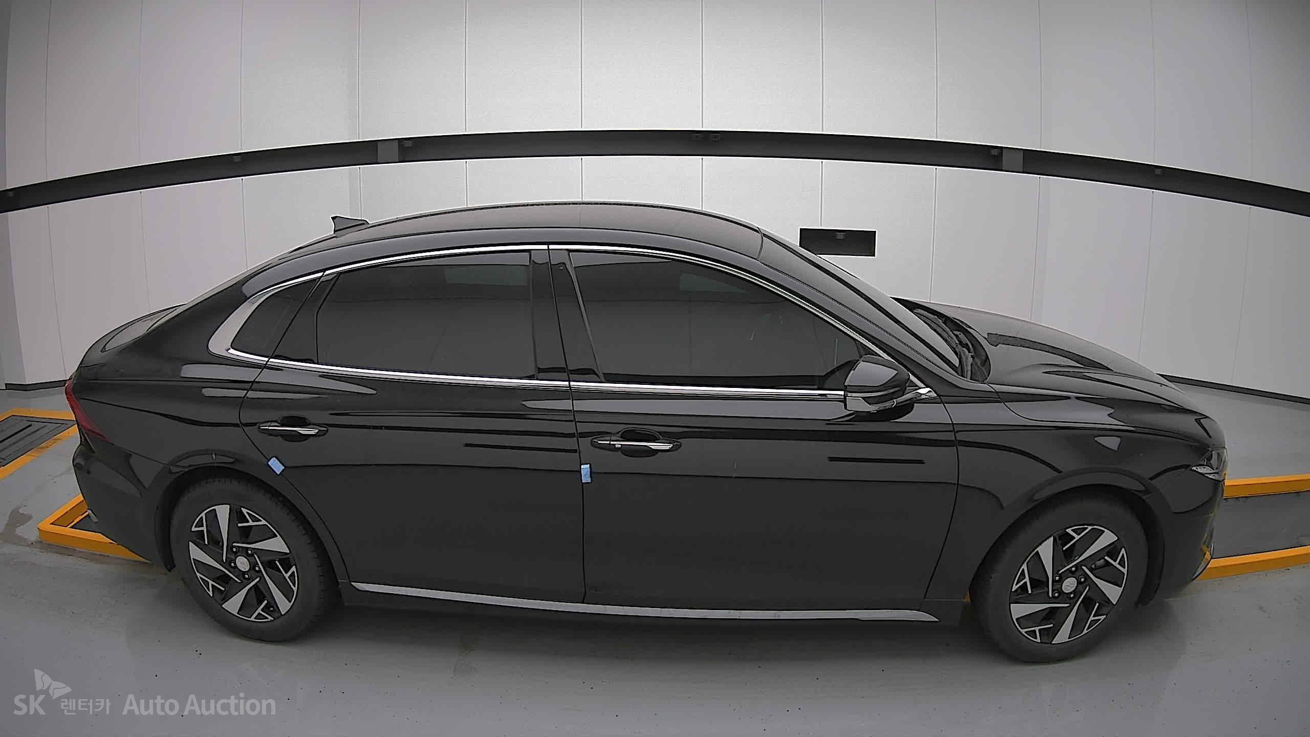 2022 - hyundai grandeur