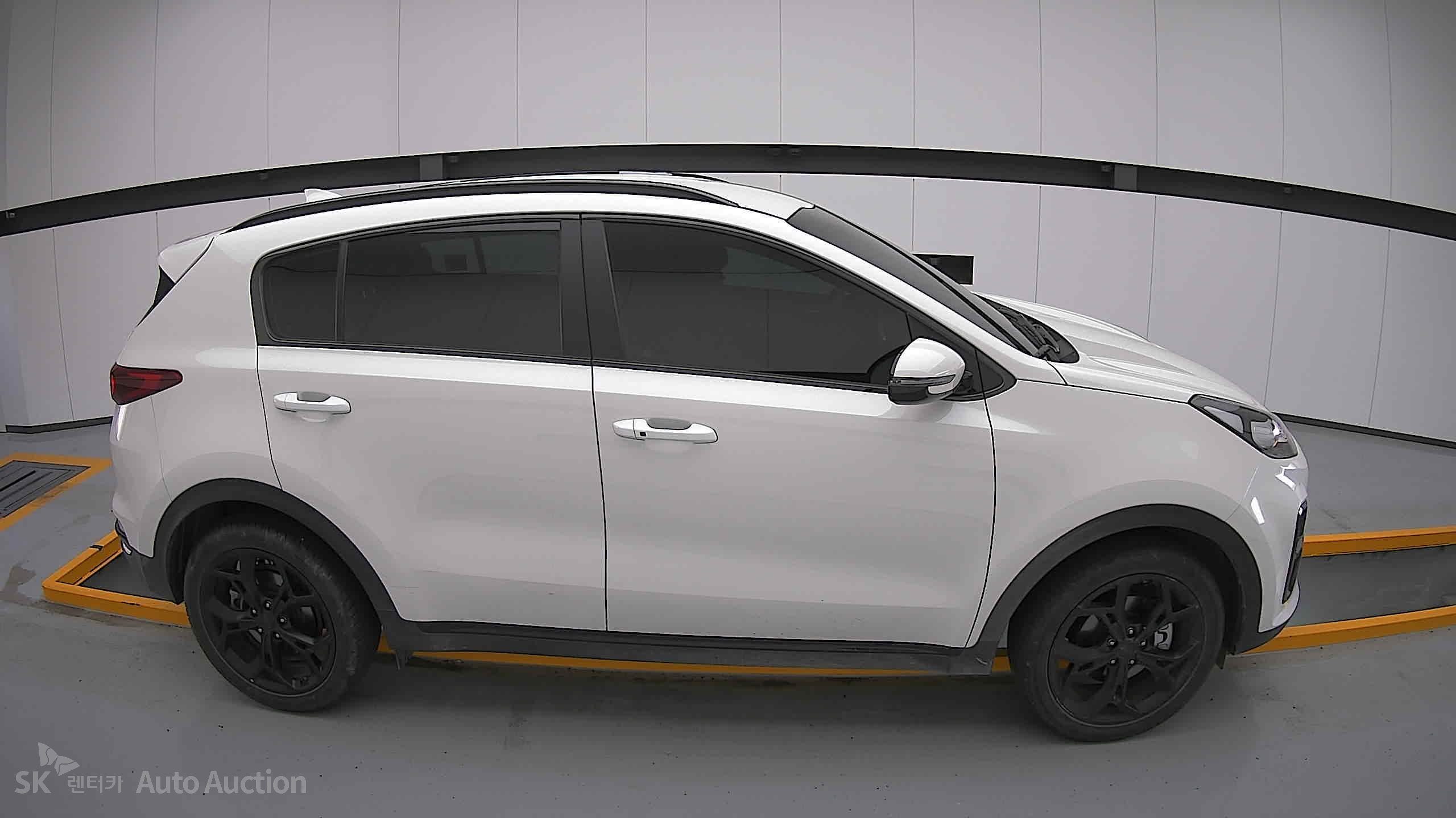 2022 - kia sportage