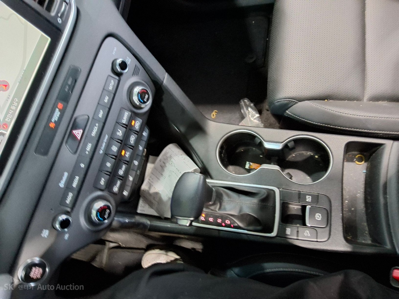 2022 - kia sportage