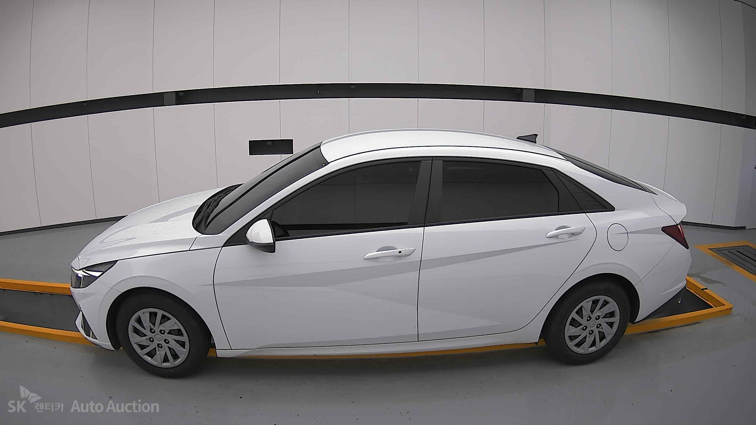2022 - hyundai avante