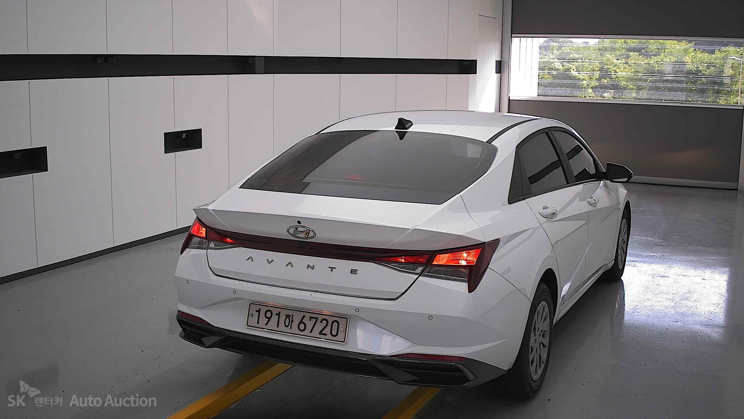 2022 - hyundai avante