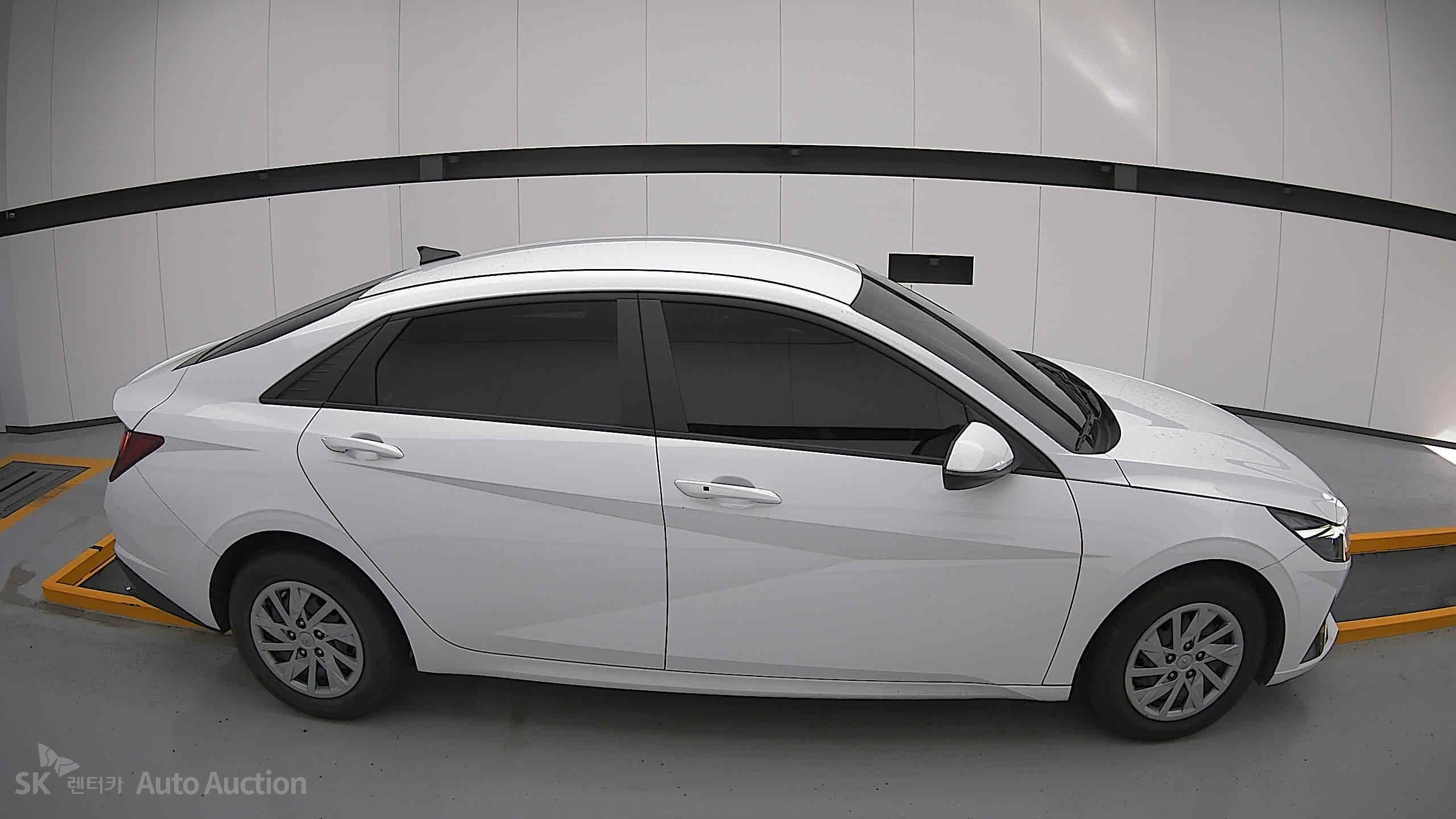 2022 - hyundai avante