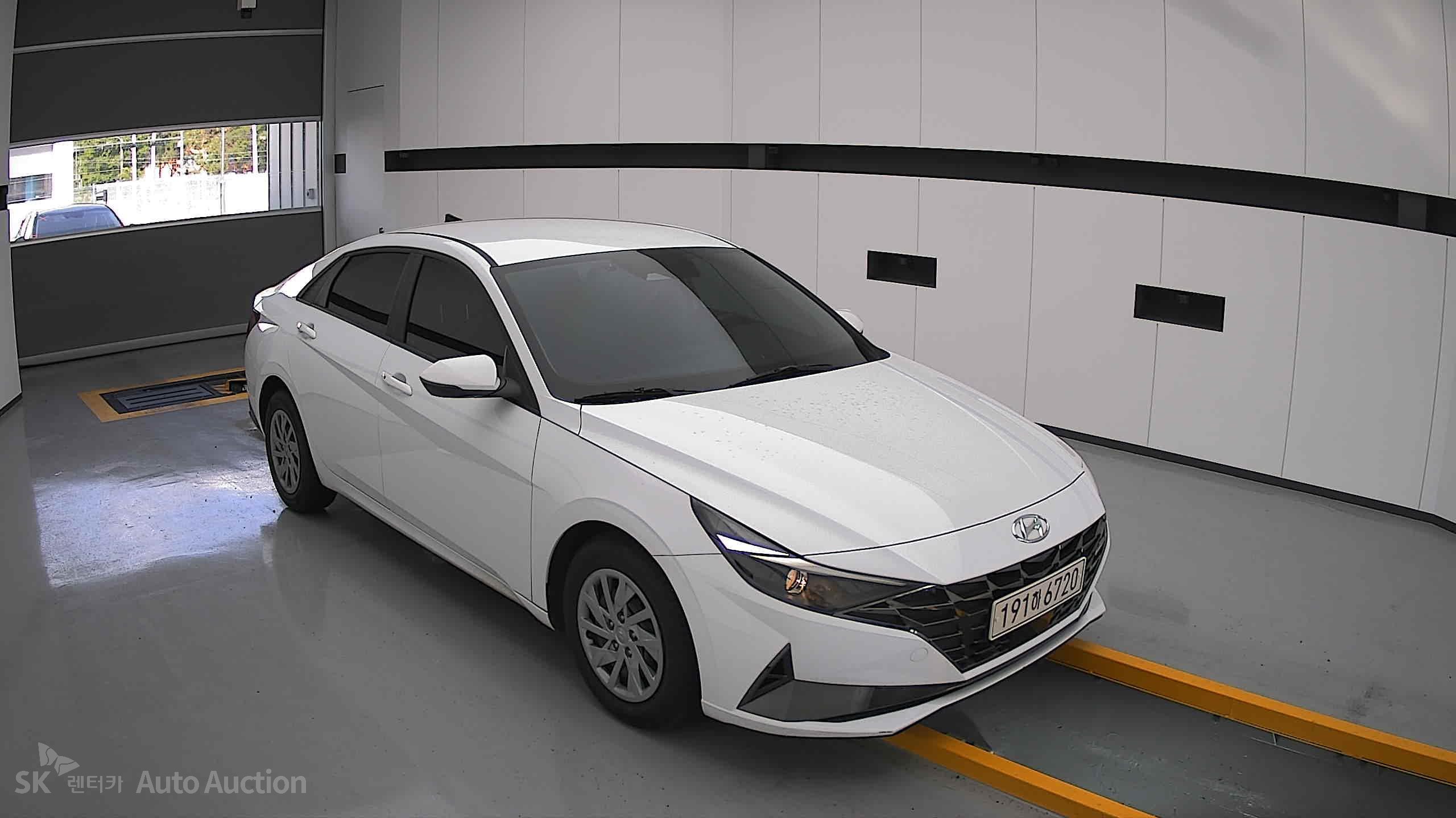 2022 - hyundai avante