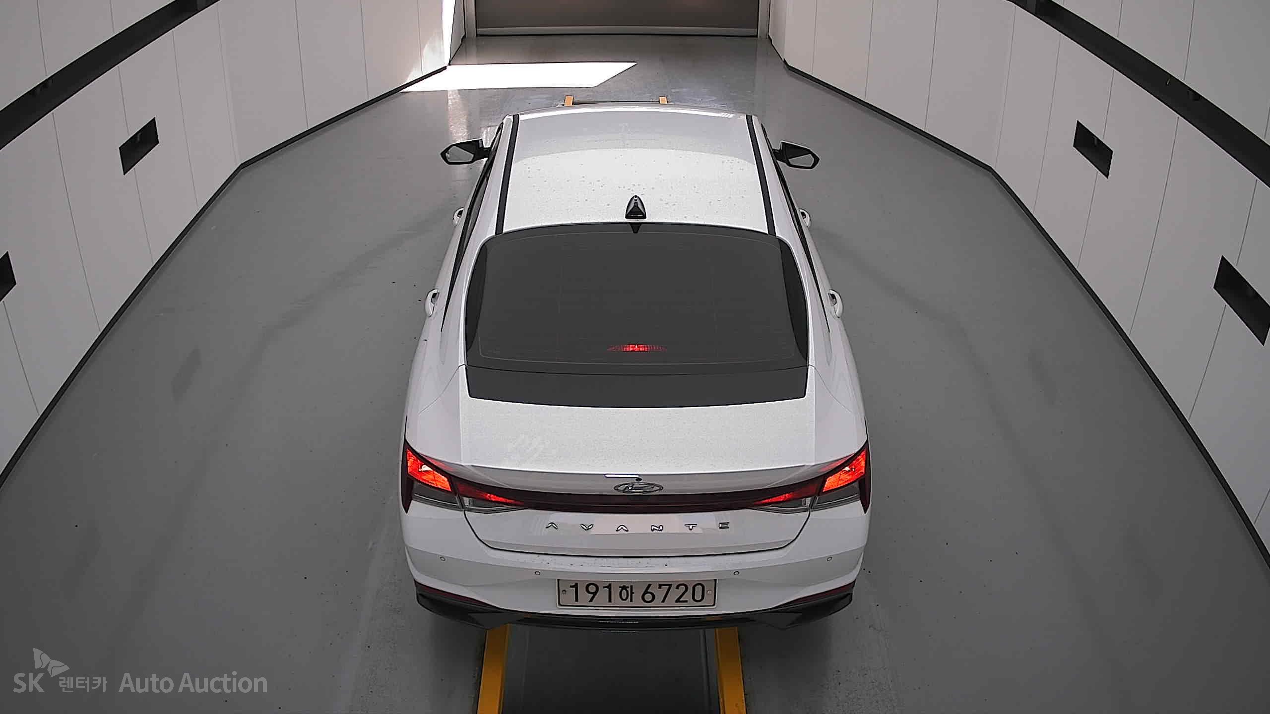 2022 - hyundai avante