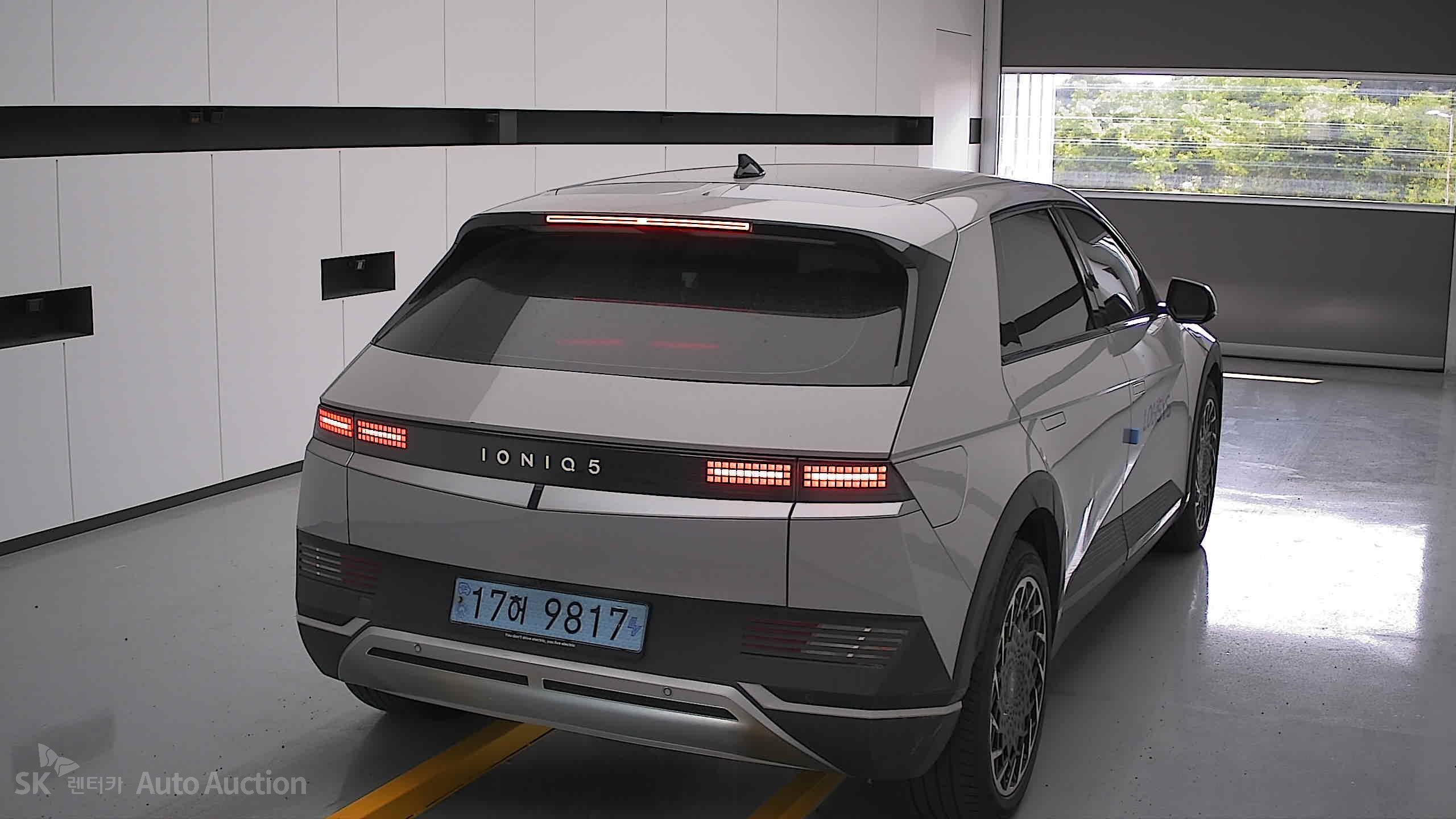 2023 - hyundai ioniq