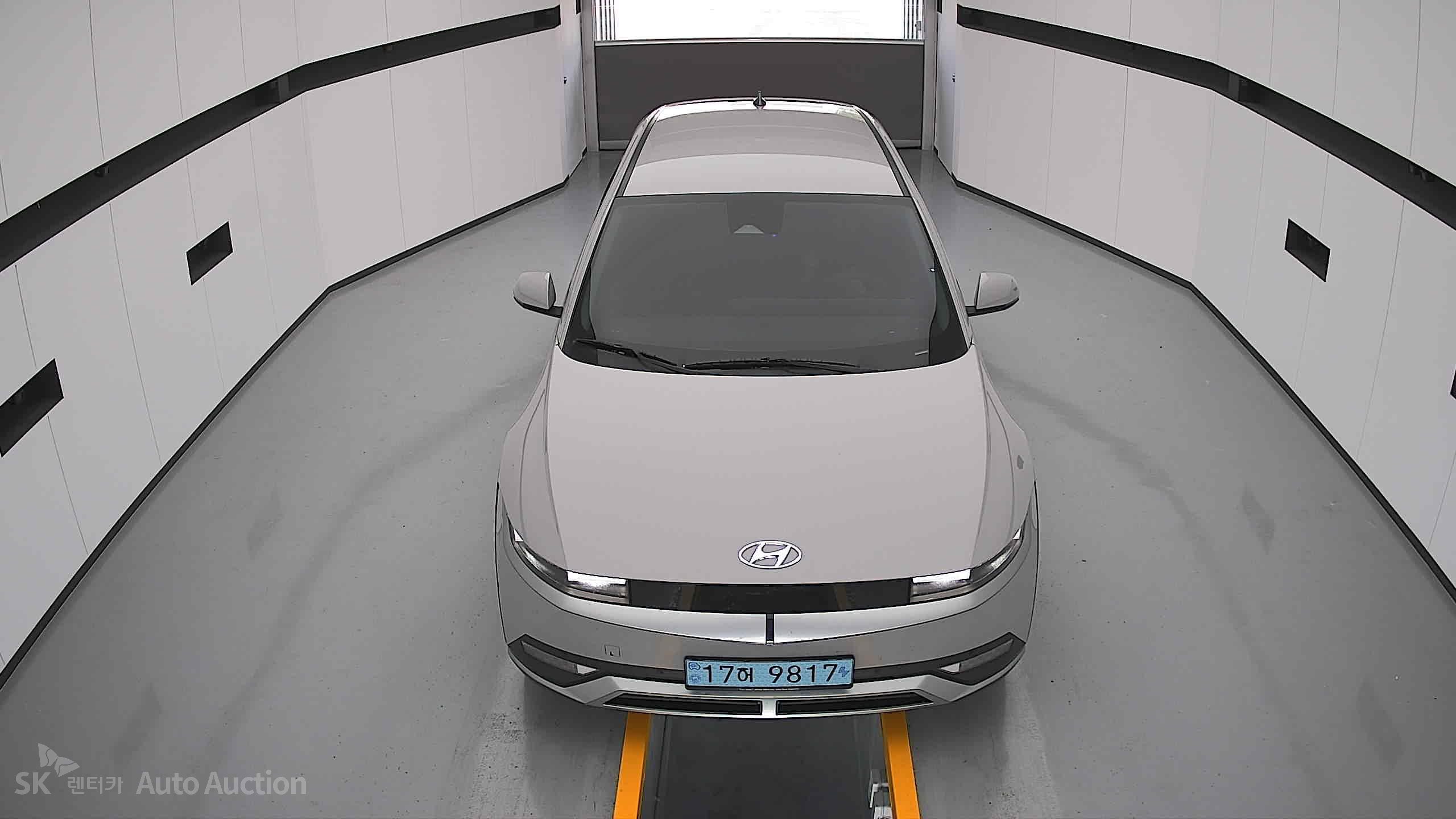 2023 - hyundai ioniq