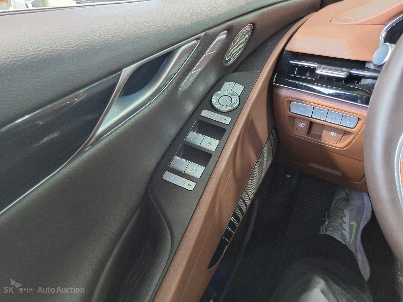 2021 - genesis g80