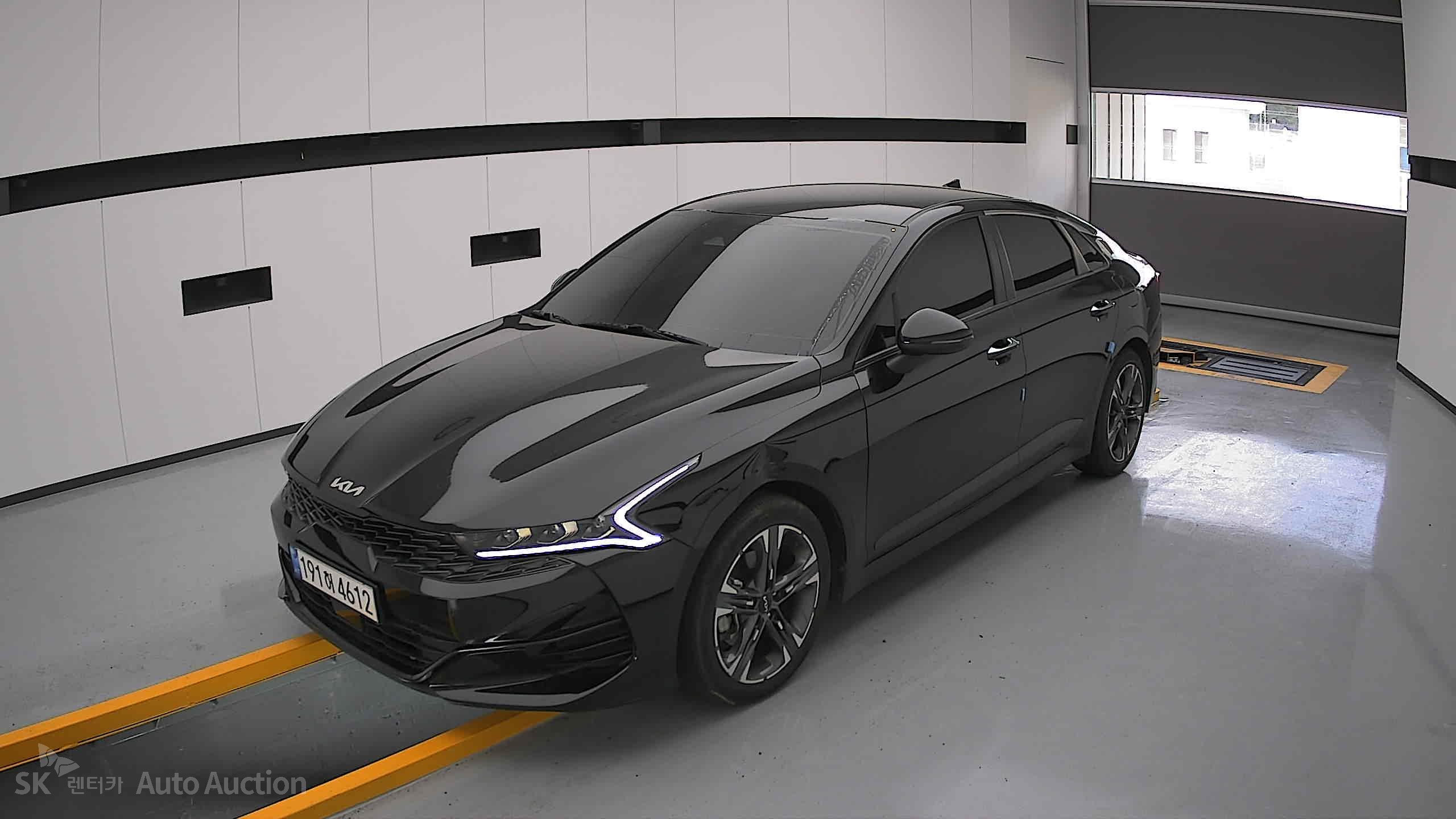 2022 - kia k5