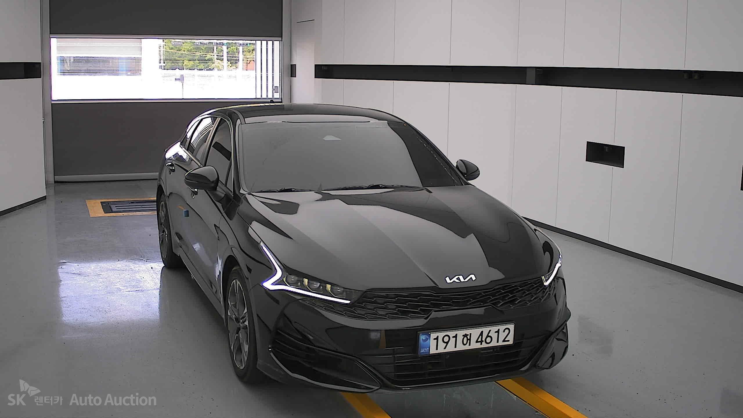 2022 - kia k5