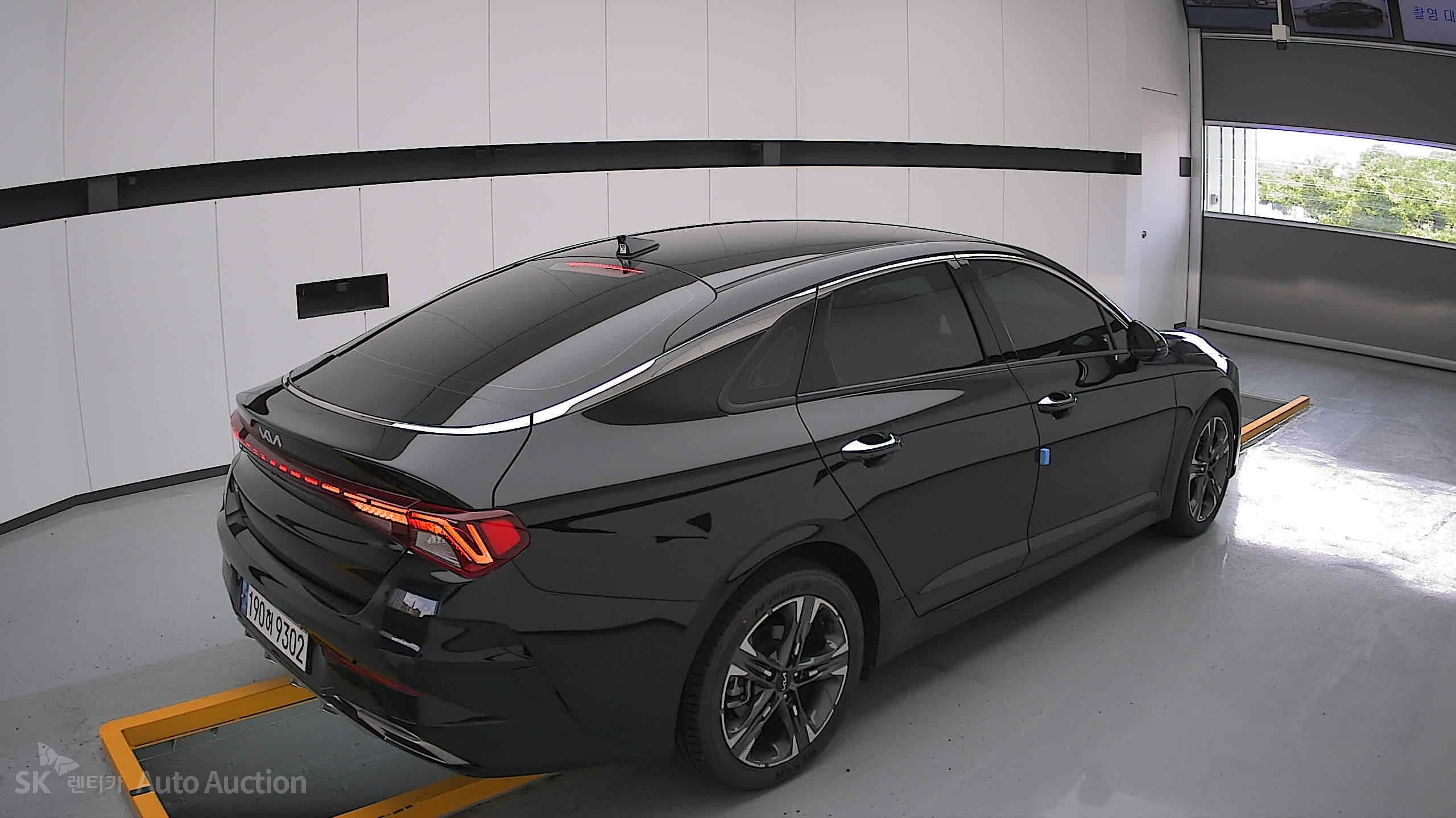2023 - kia k5