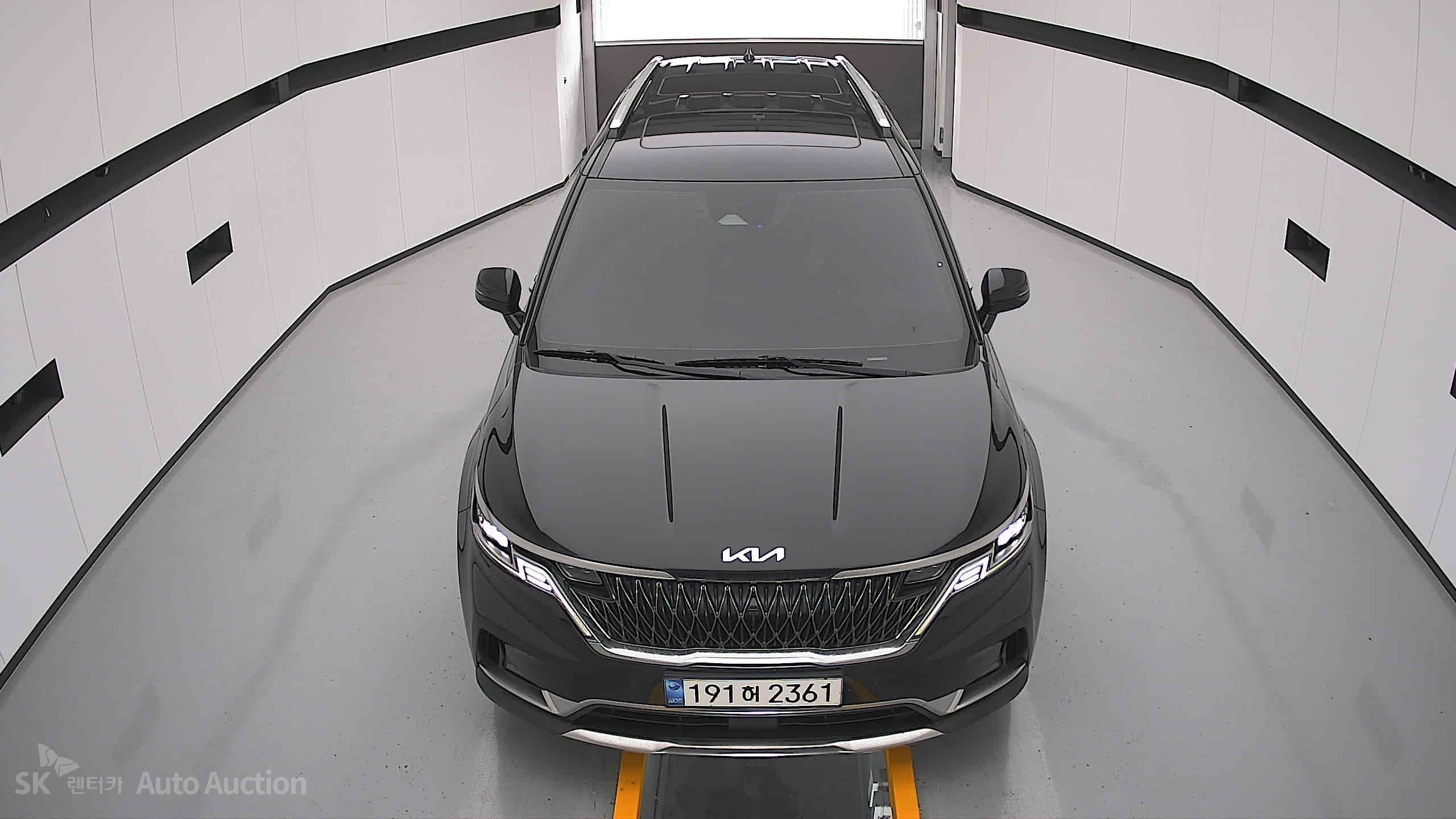 2023 - kia carnival