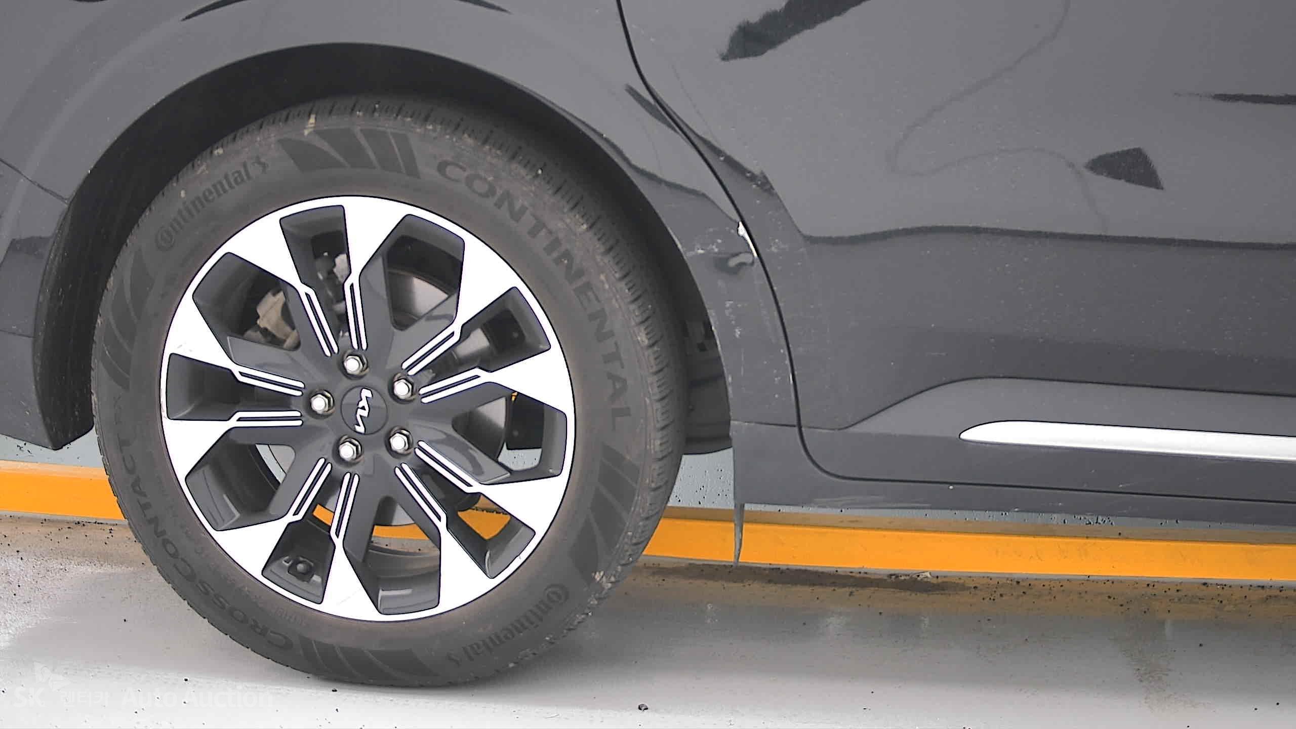 2023 - kia carnival