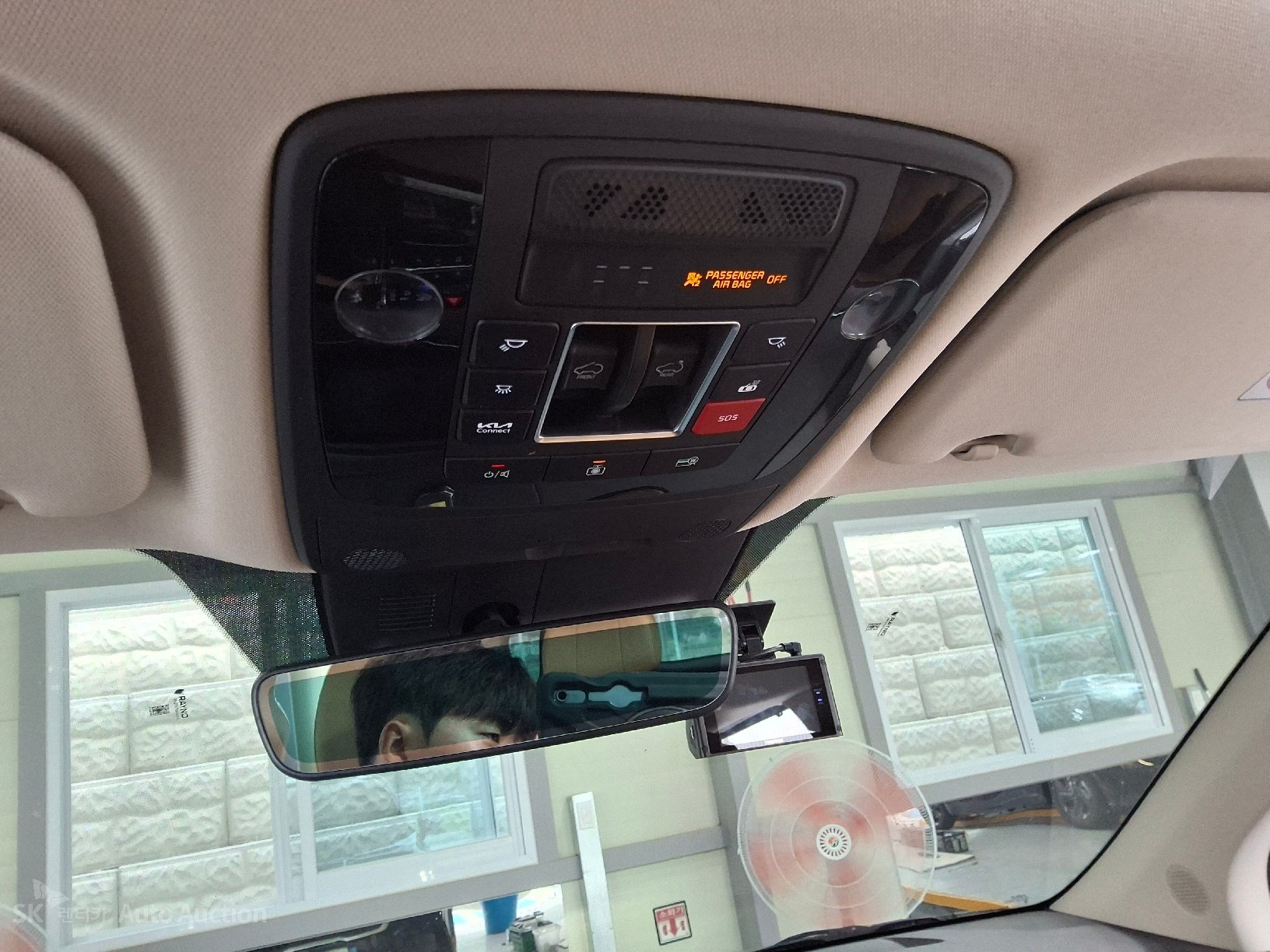 2023 - kia carnival
