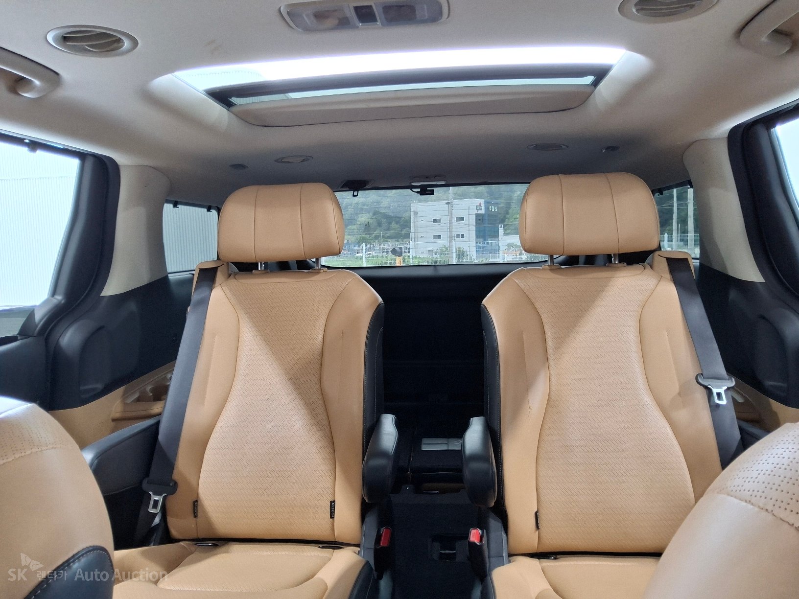 2023 - kia carnival