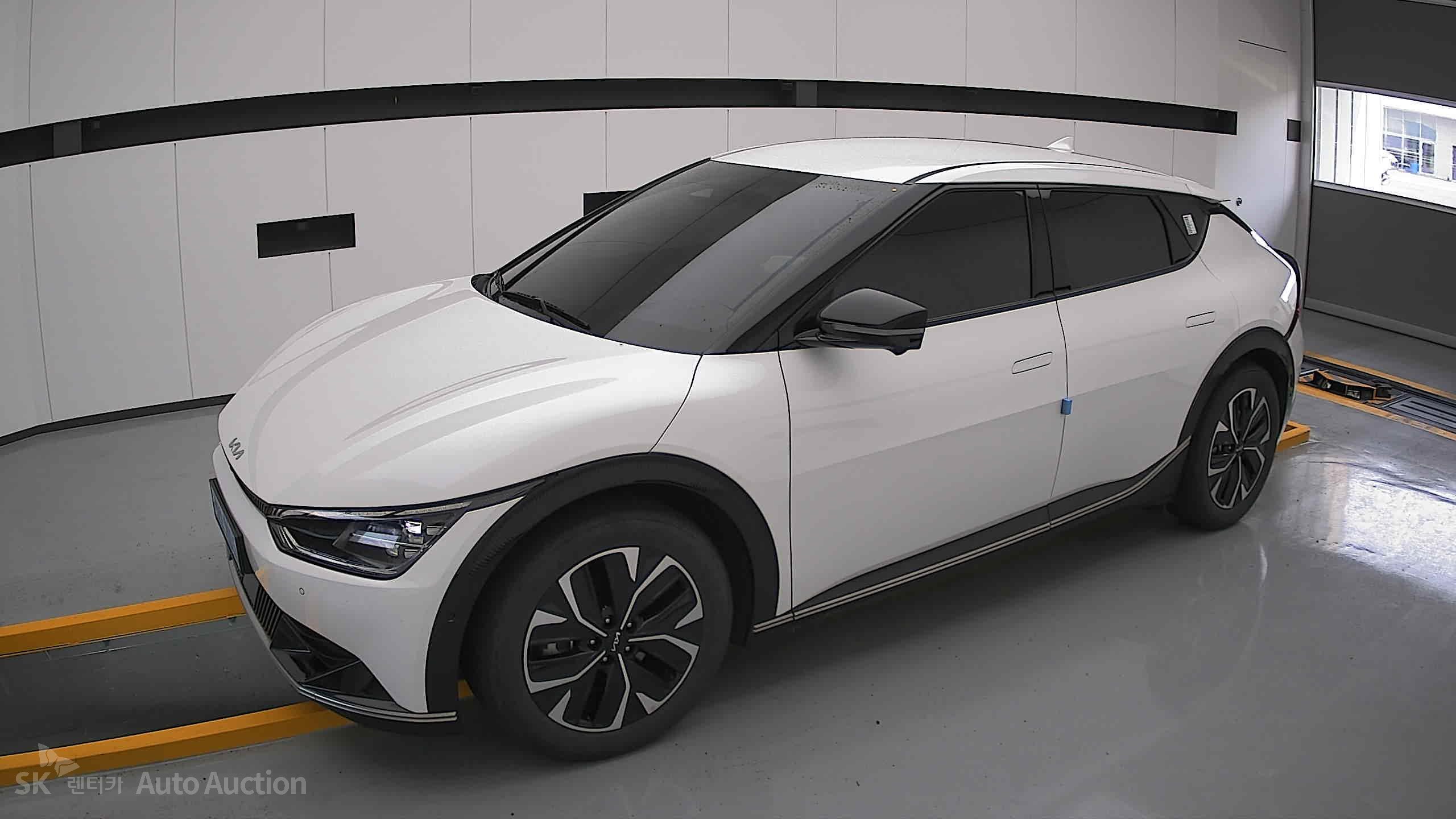 2022 - kia ev6