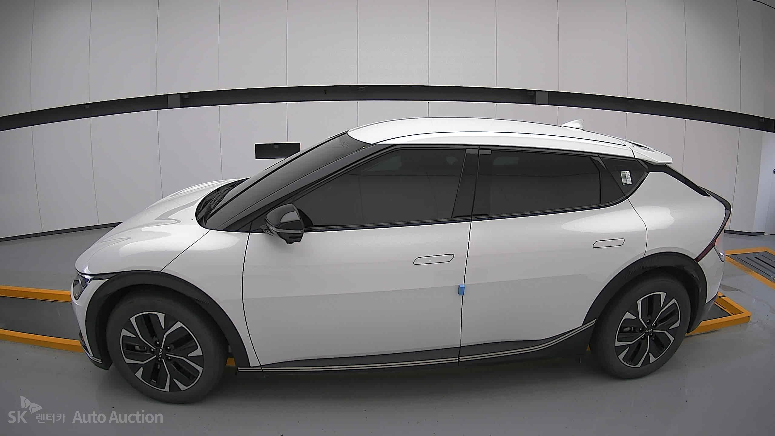 2022 - kia ev6