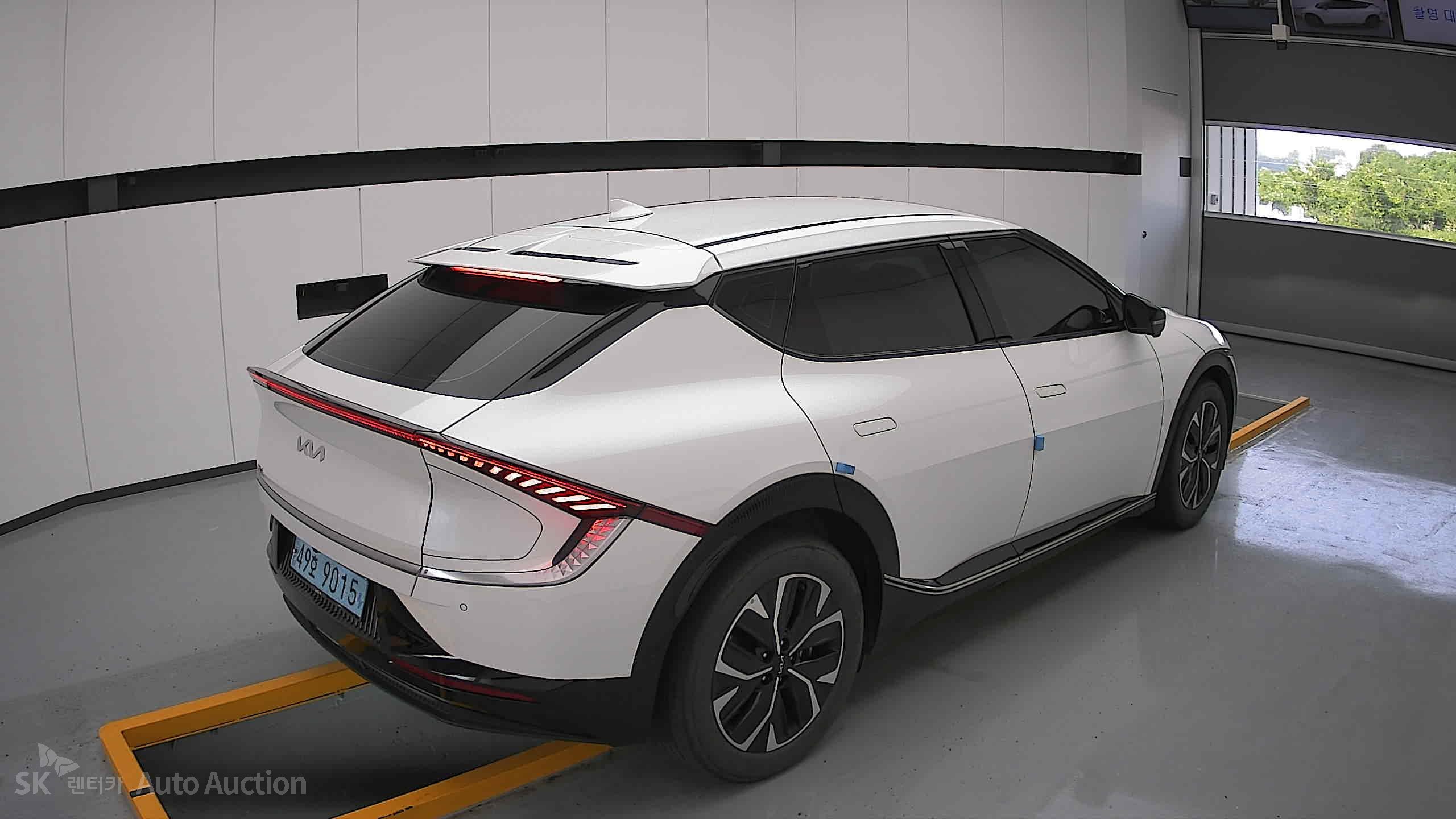 2022 - kia ev6