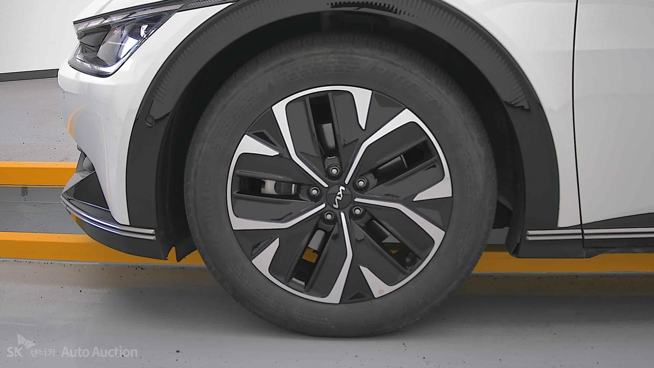 2022 - kia ev6