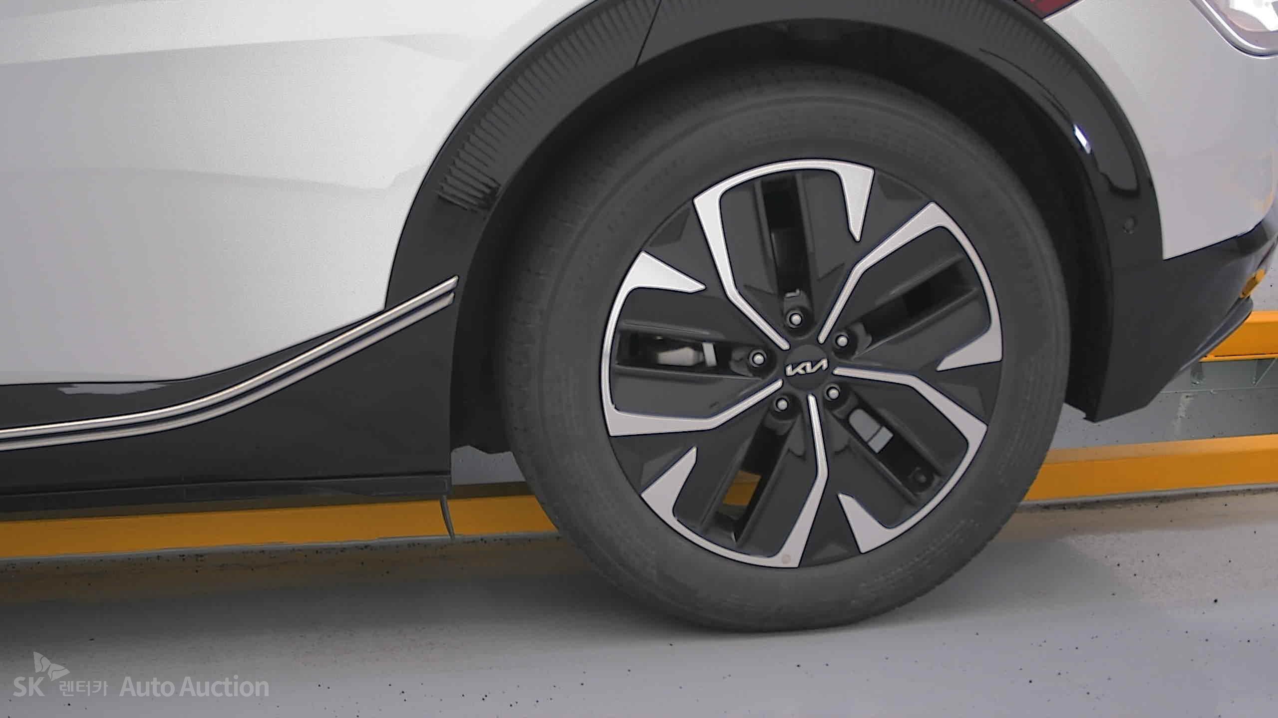 2022 - kia ev6