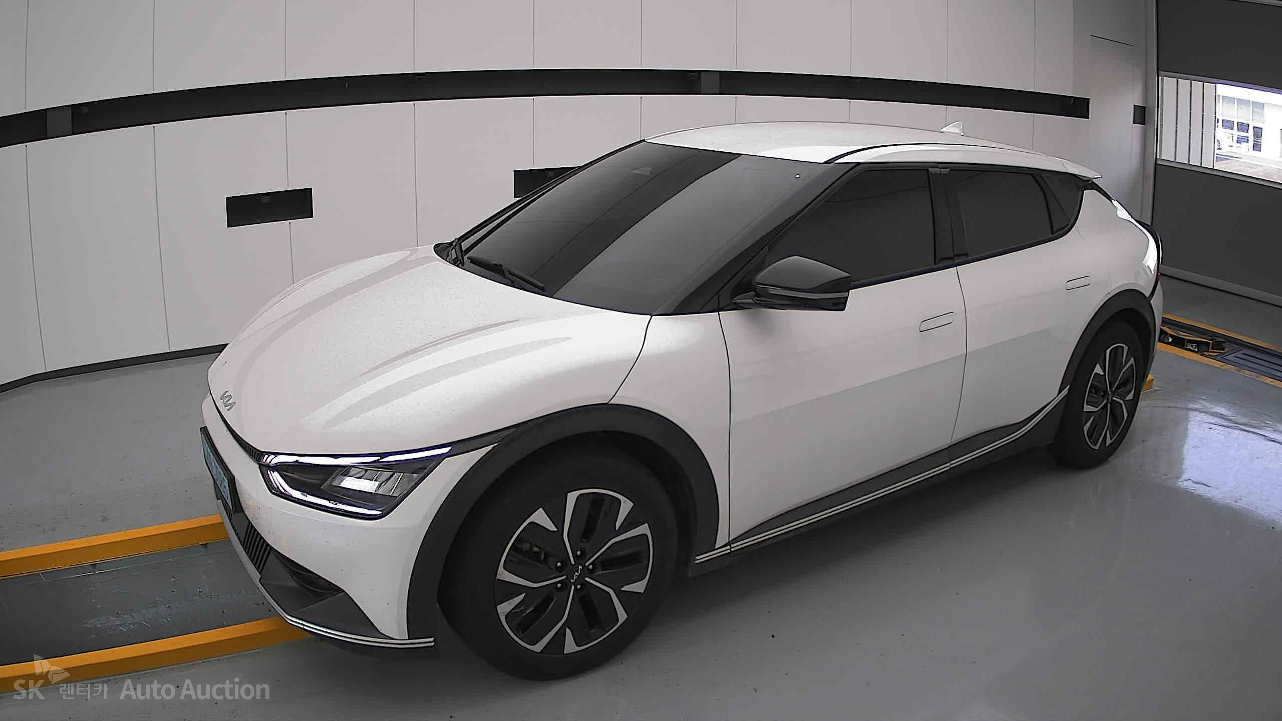 2022 - kia ev6