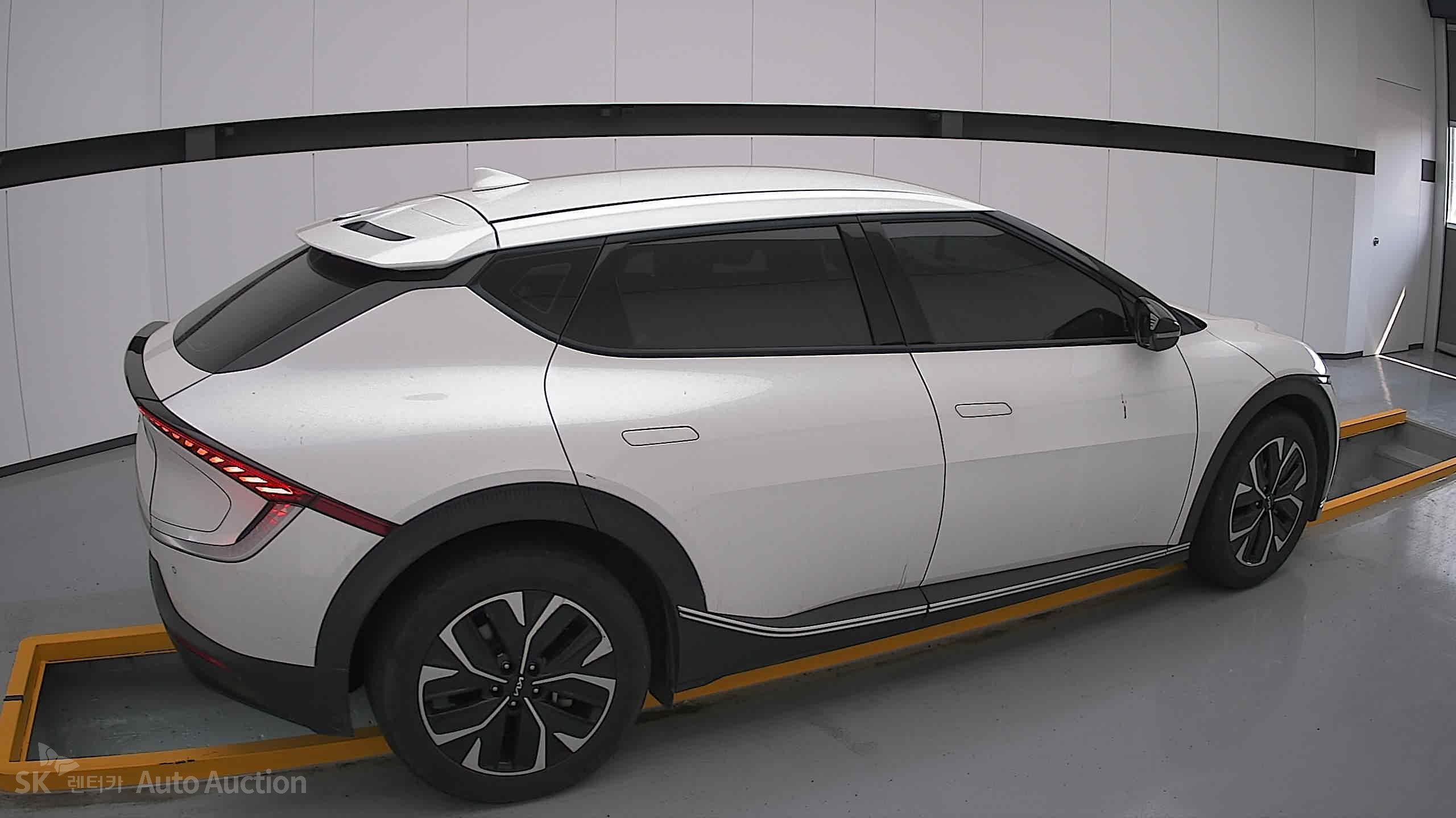 2022 - kia ev6