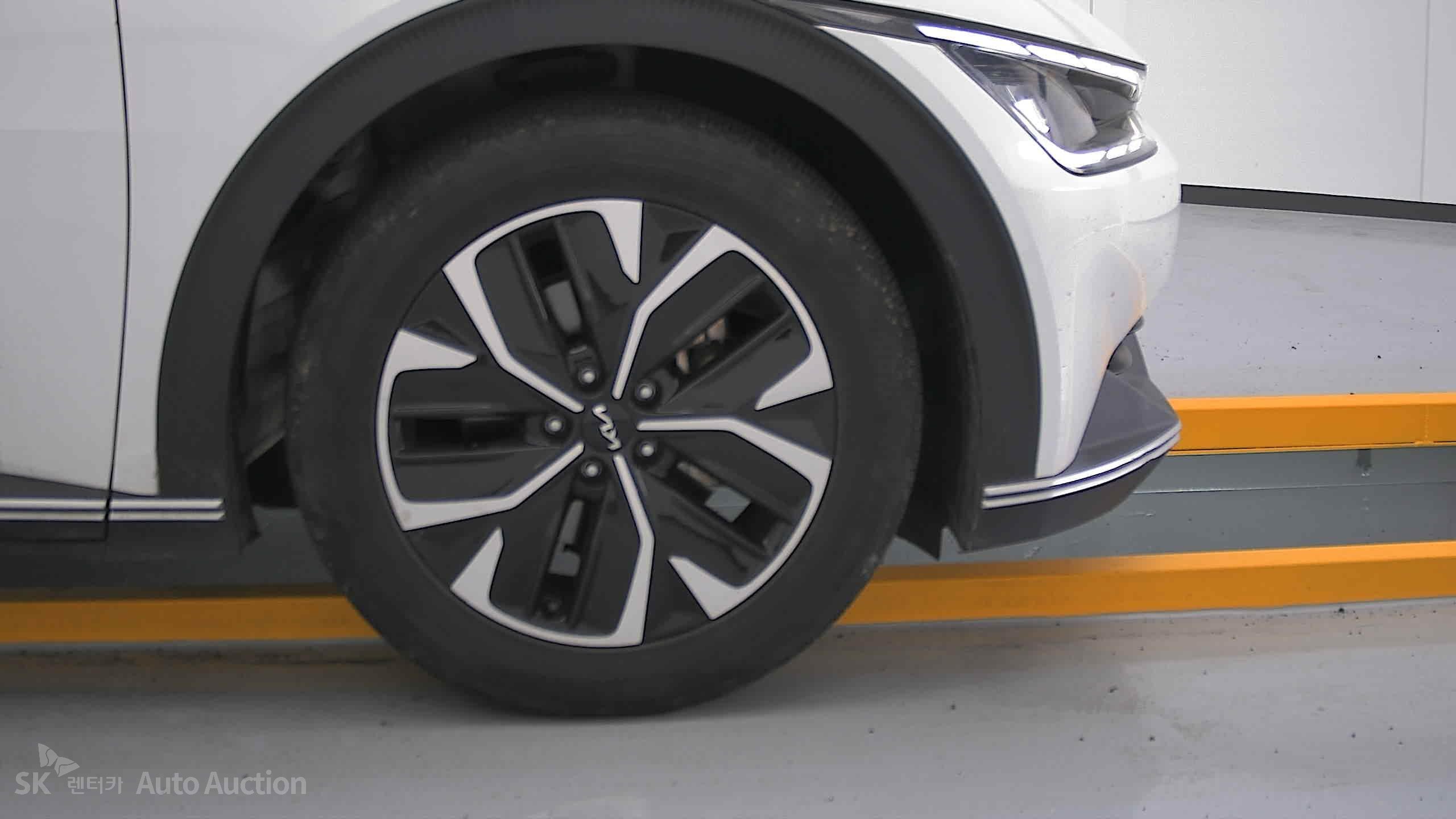 2022 - kia ev6